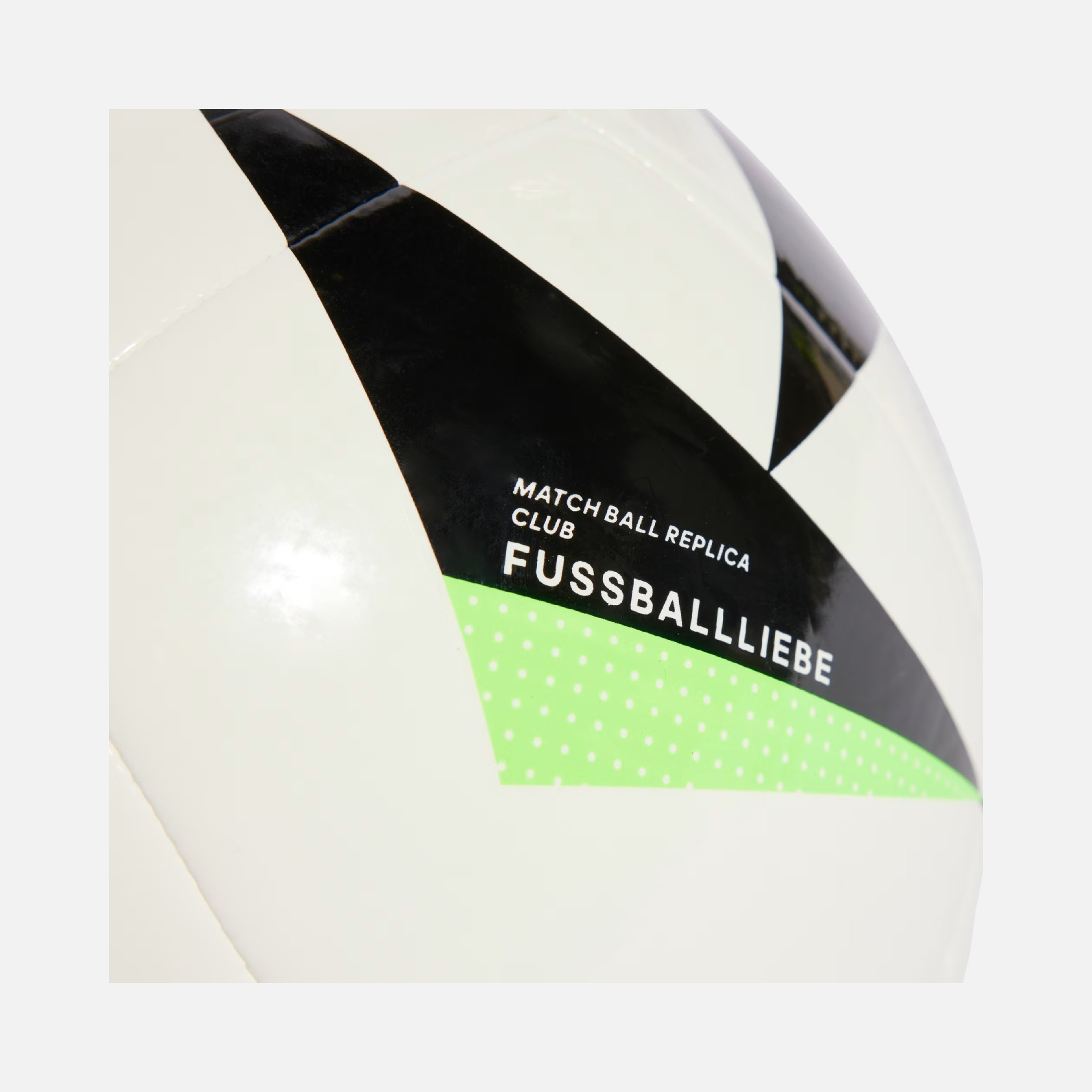 adidas Fussballliebe Club Euro2024 No:5 Futbol Topu