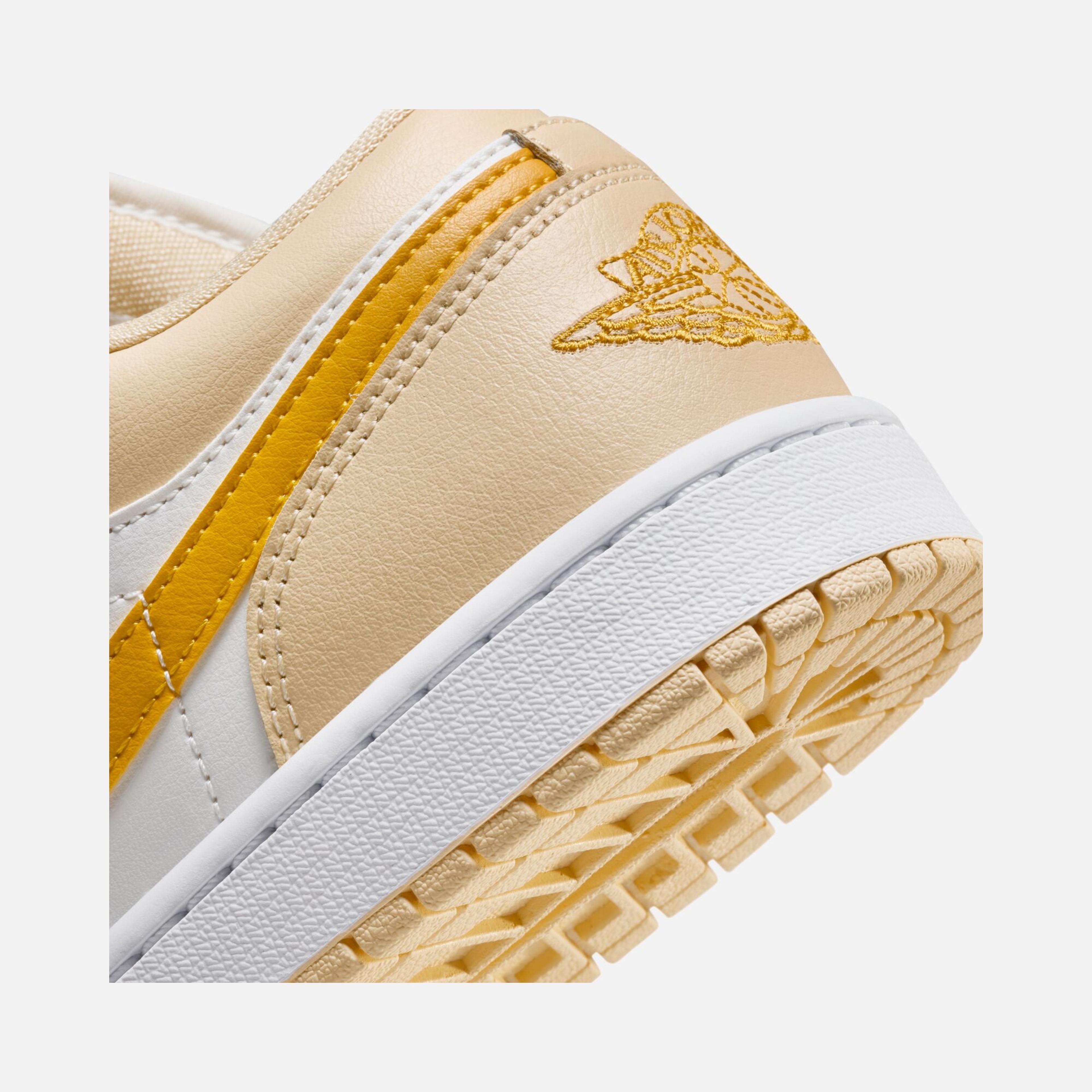 Nike Air Jordan 1 Low Kadın Spor Ayakkabı