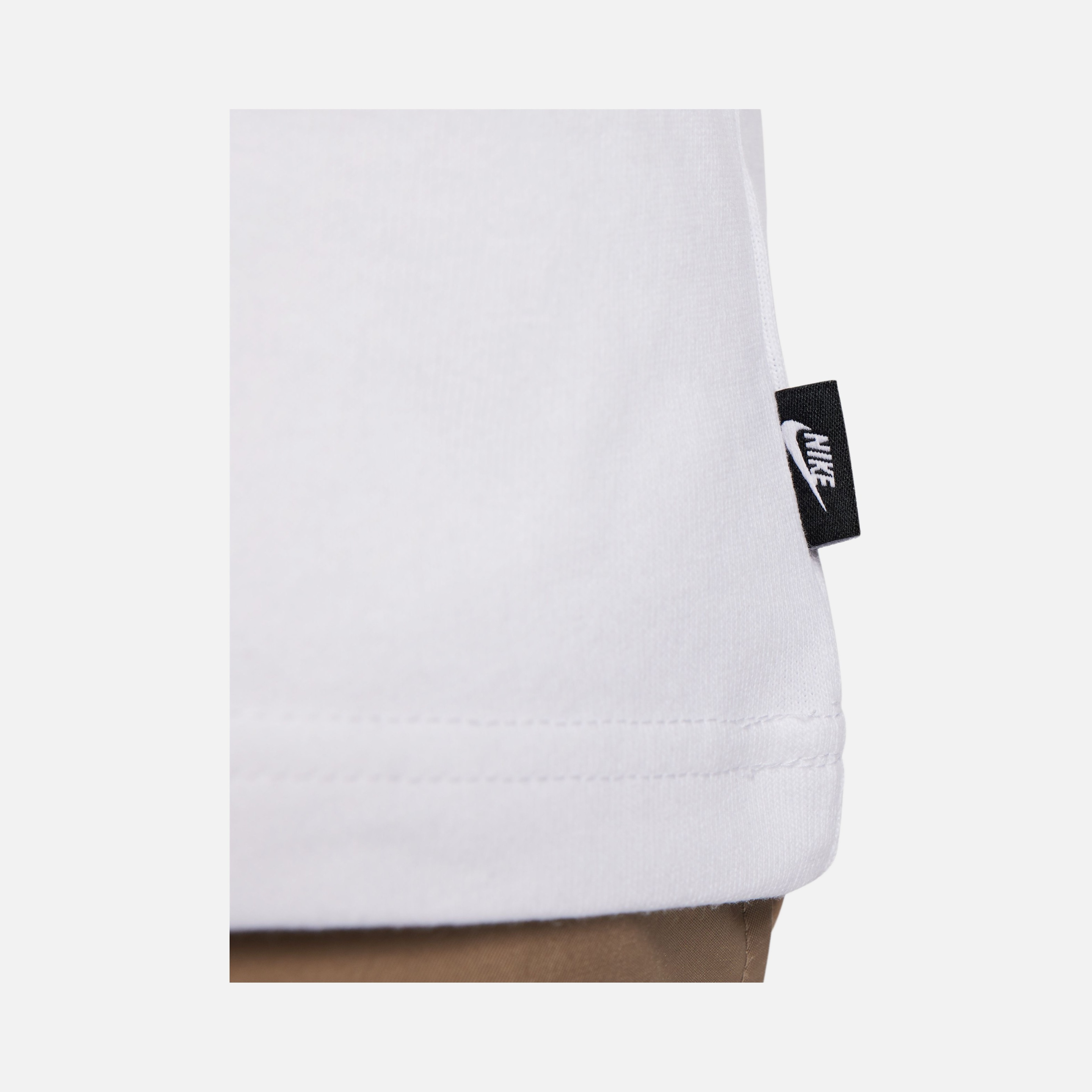 Nike Sportswear Premium Essentials Short-Sleeve Erkek Tişört