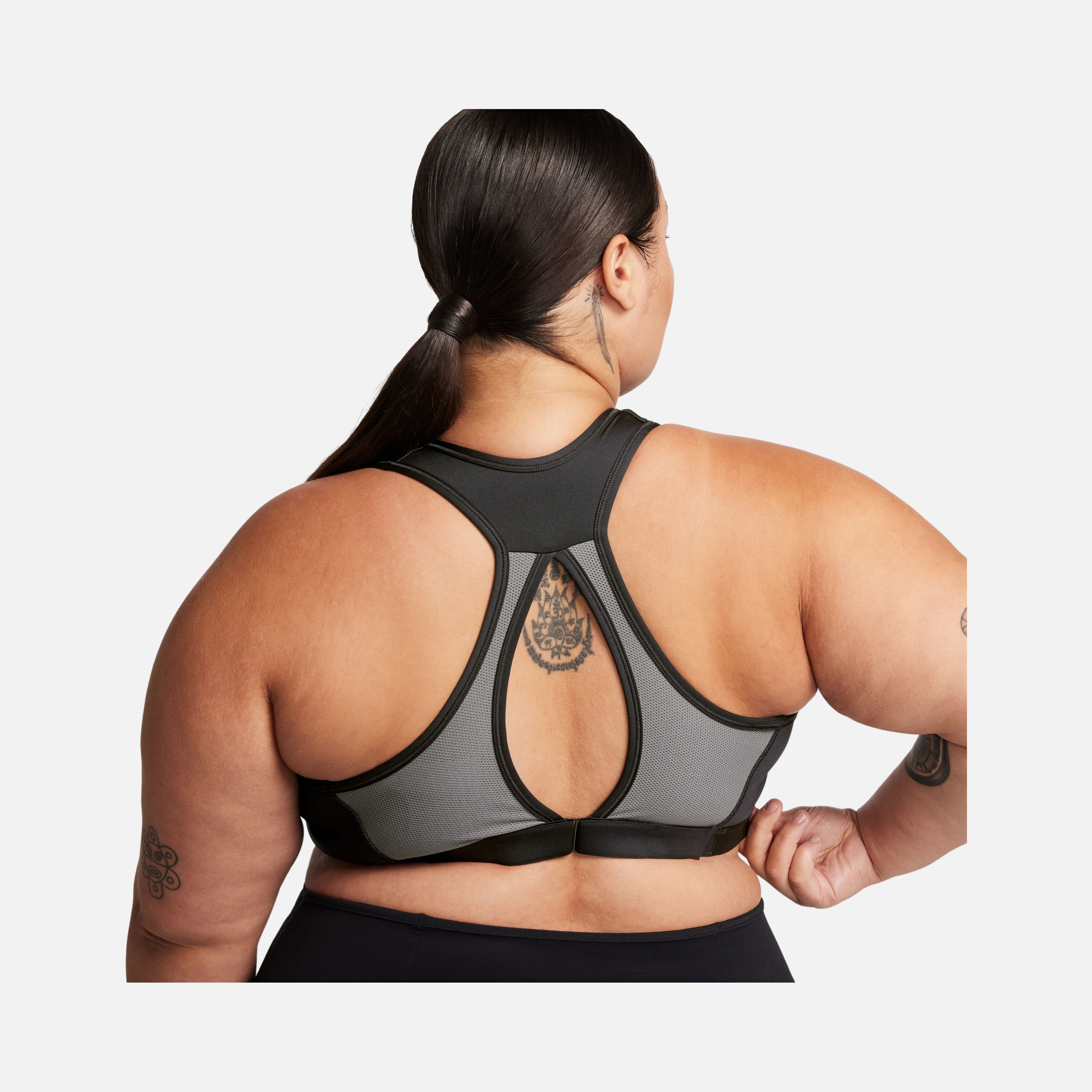 Nike Swoosh High-Support Non-Padded Adjustable Training Kadın Bra