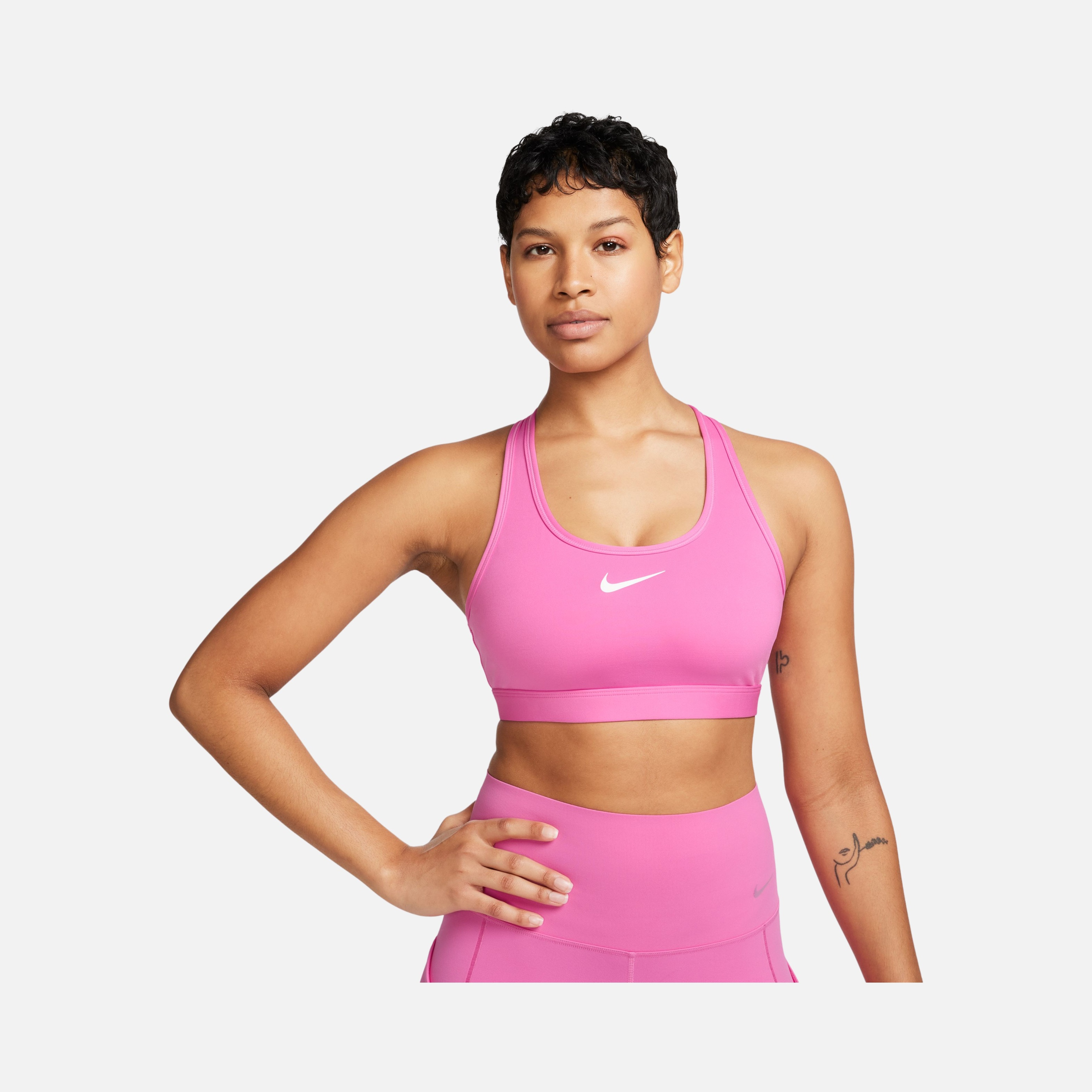 Nike Swoosh Medium Support Padded Training Kadın Bra