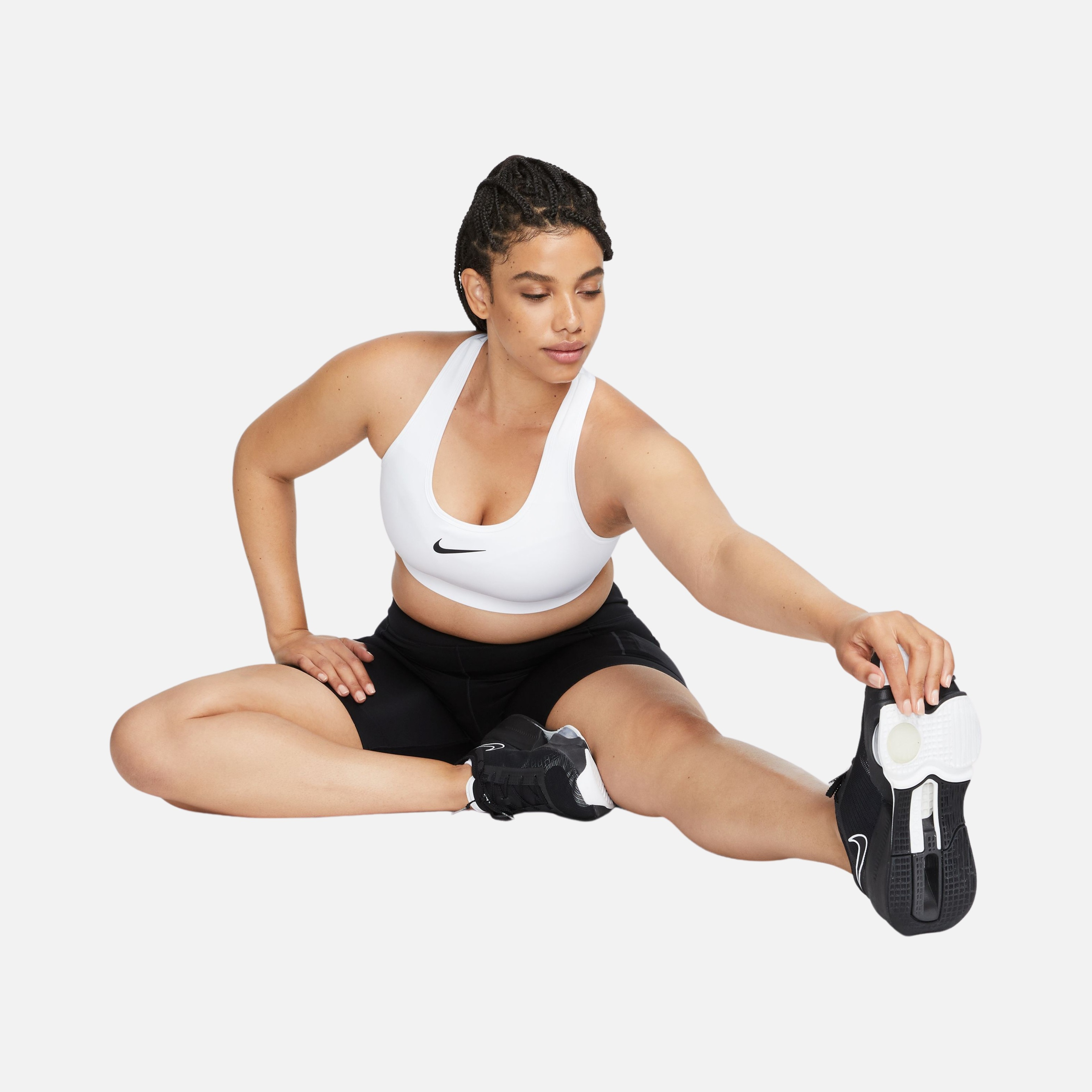 Nike Swoosh High-Support Non-Padded Adjustable Training Kadın Bra