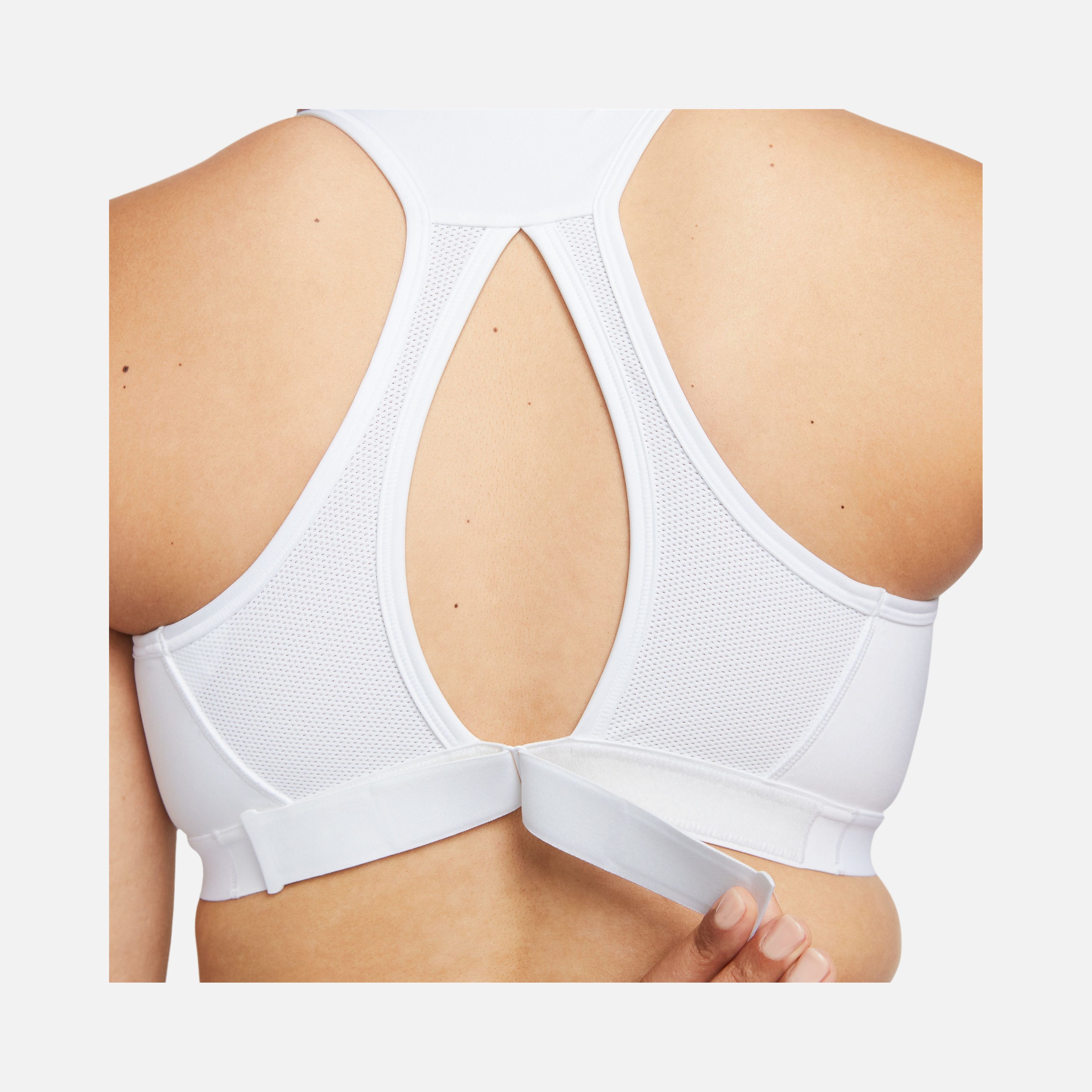 Nike Swoosh High-Support Non-Padded Adjustable Training Kadın Bra