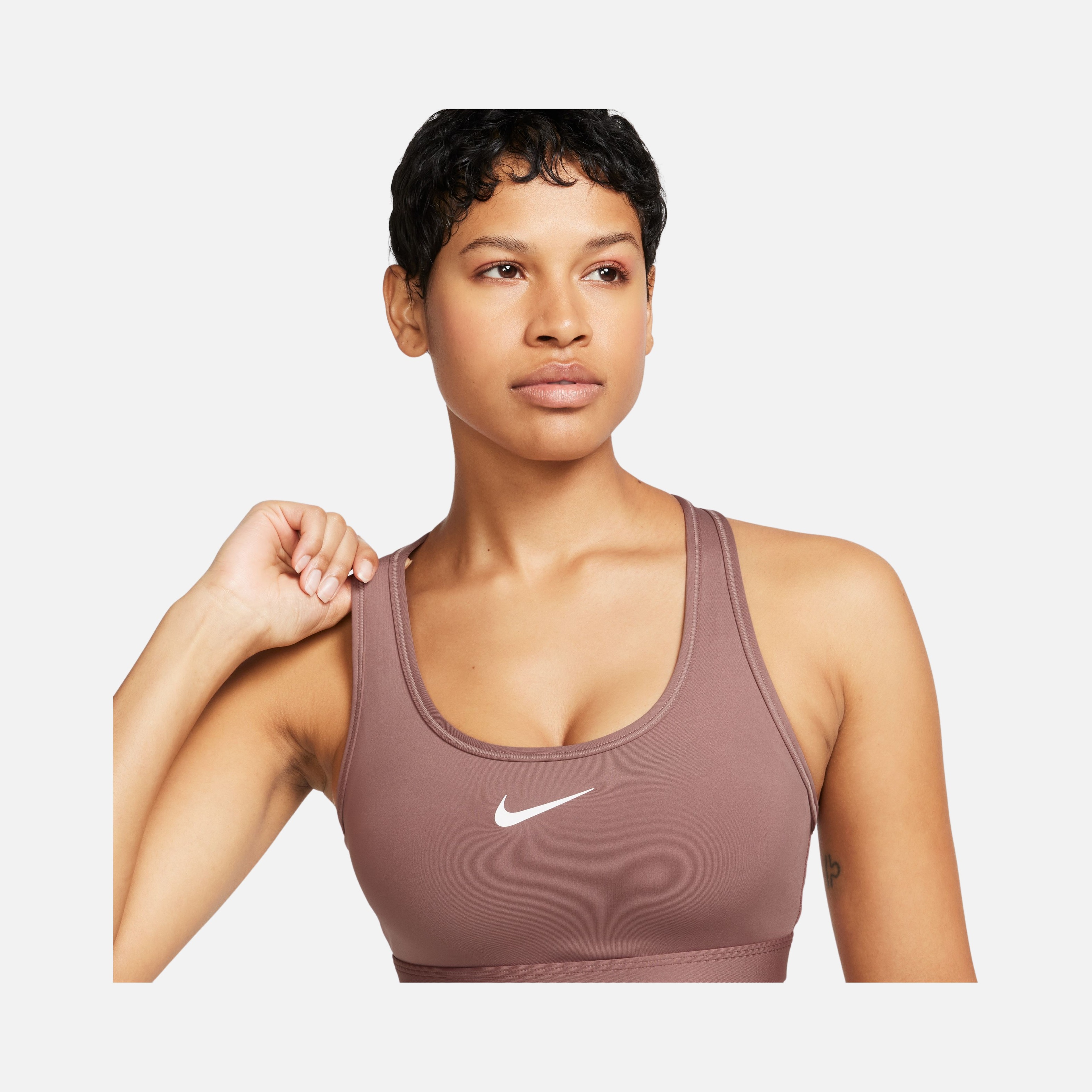 Nike Swoosh Medium Support Padded Training Kadın Bra