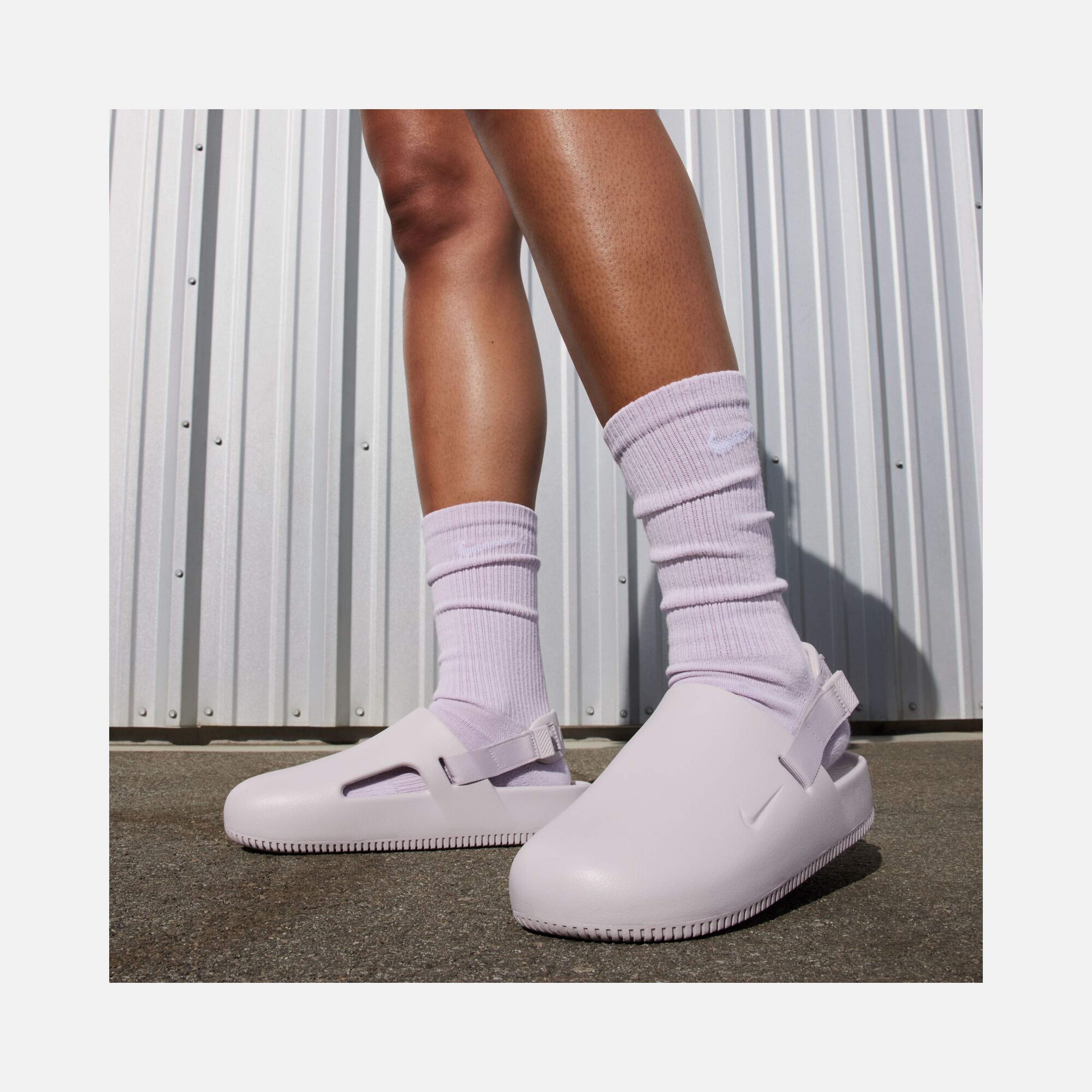 Nike Calm ''Toe Part Closed'' Kadın Terlik