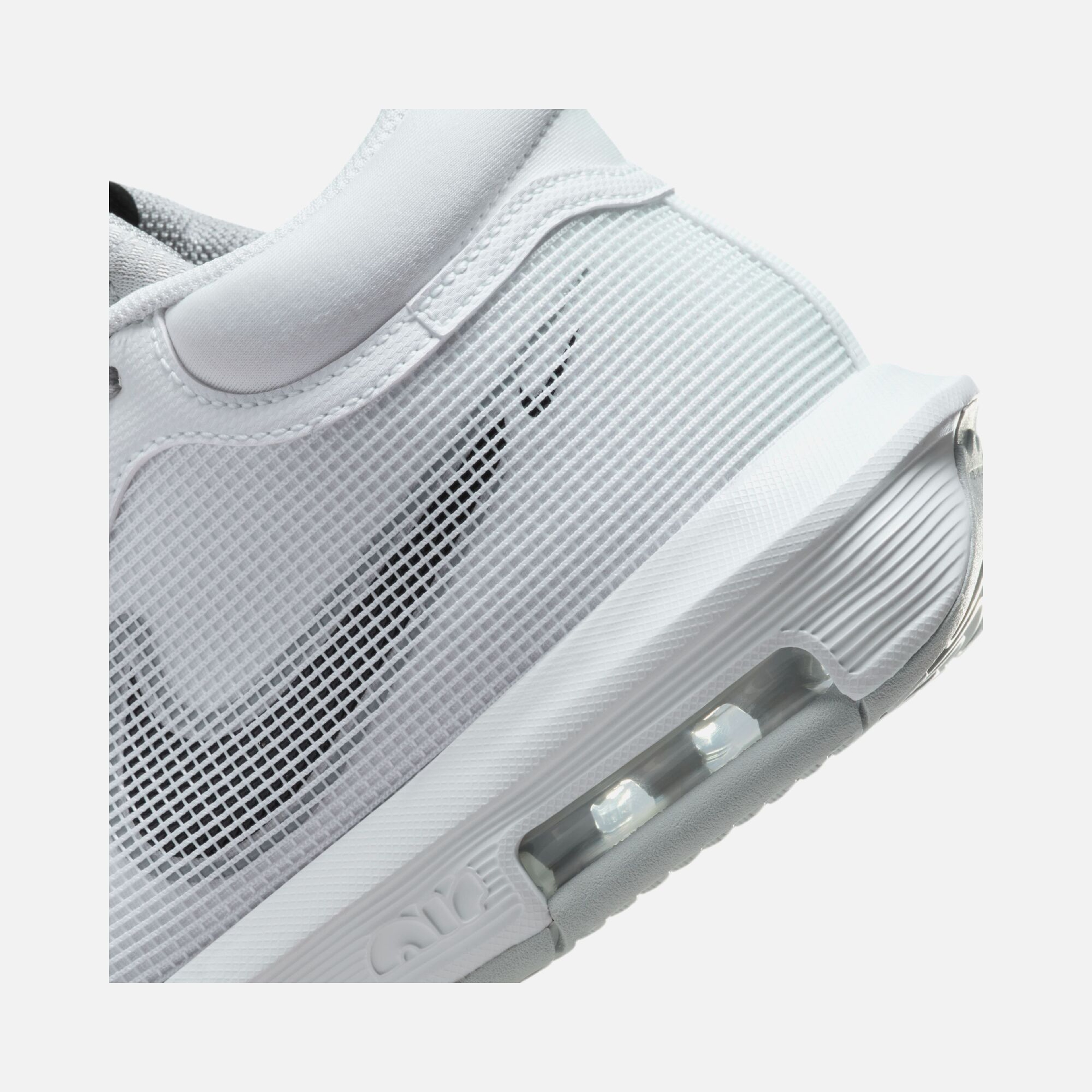 Nike LeBron James Witness VIII Erkek Basketbol Ayakkabısı