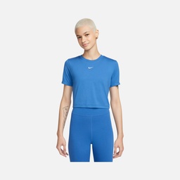 Nike Sportswear Essential Slim-Fit Cropped Short-Sleeve Kadın Tişört