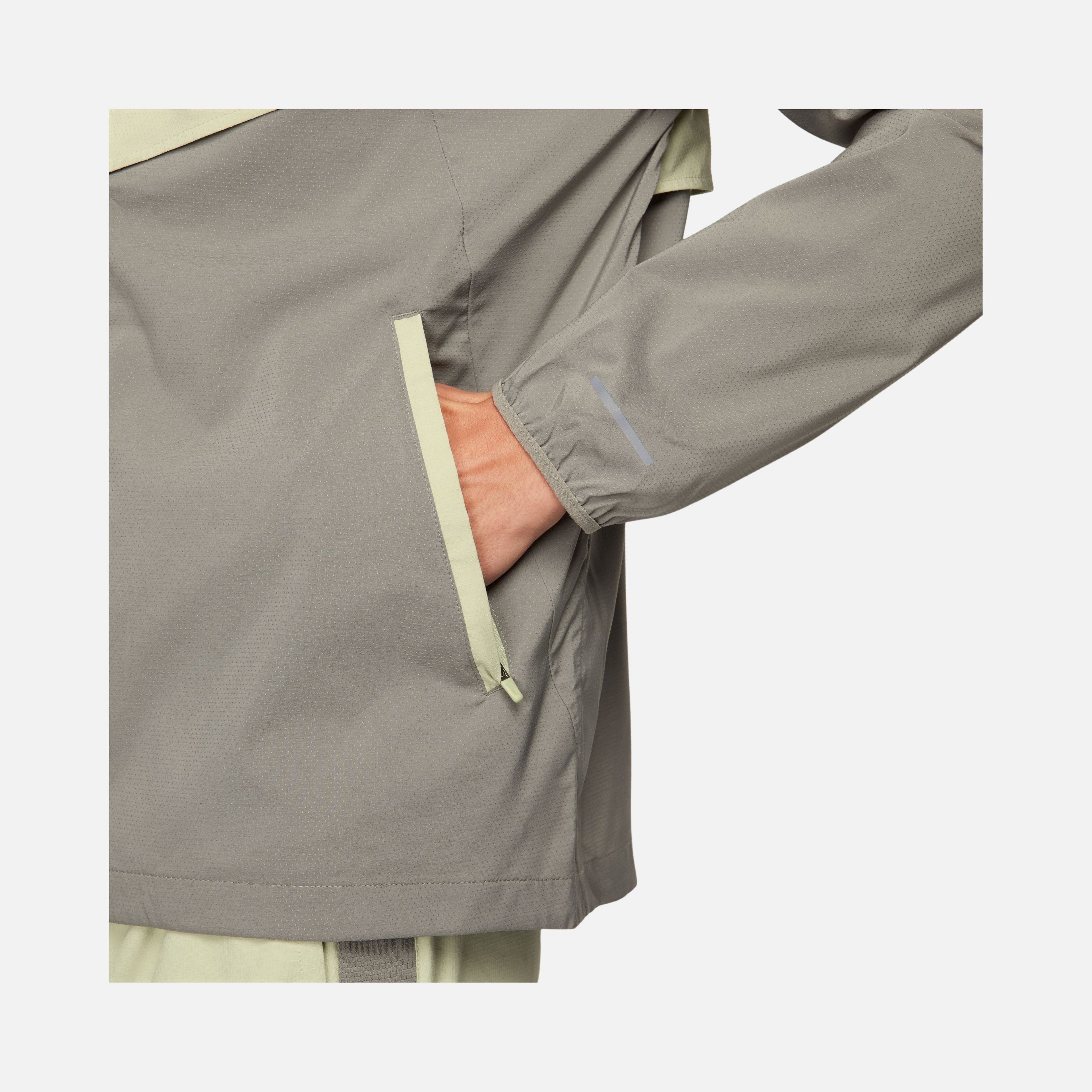 Nike Impossibly Light Windrunner Repel Lined Recoverable Running Full-Zip Hoodie Erkek Ceket