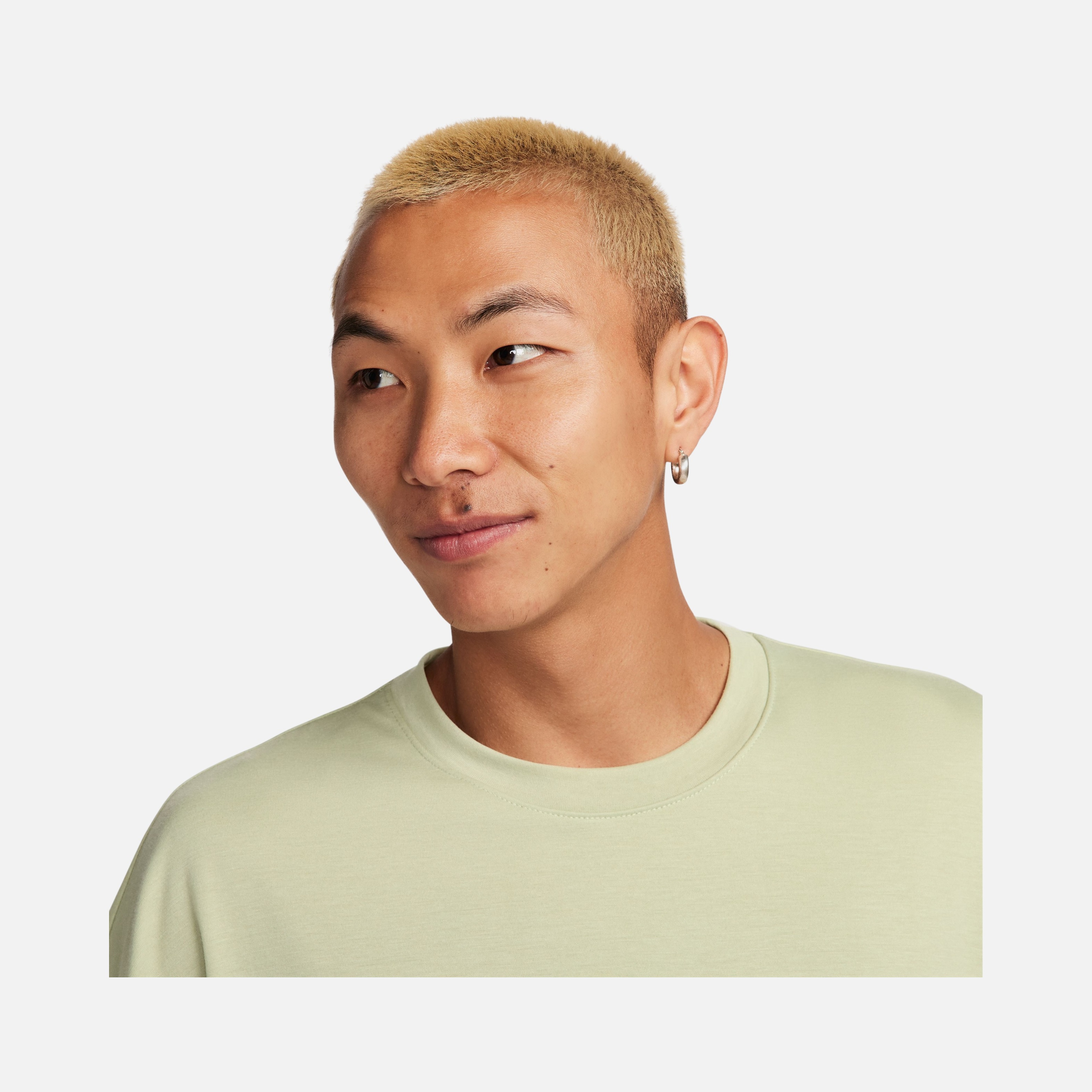 Nike Dri-Fit Sportswear Tech Pack Short-Sleeve Erkek Tşört