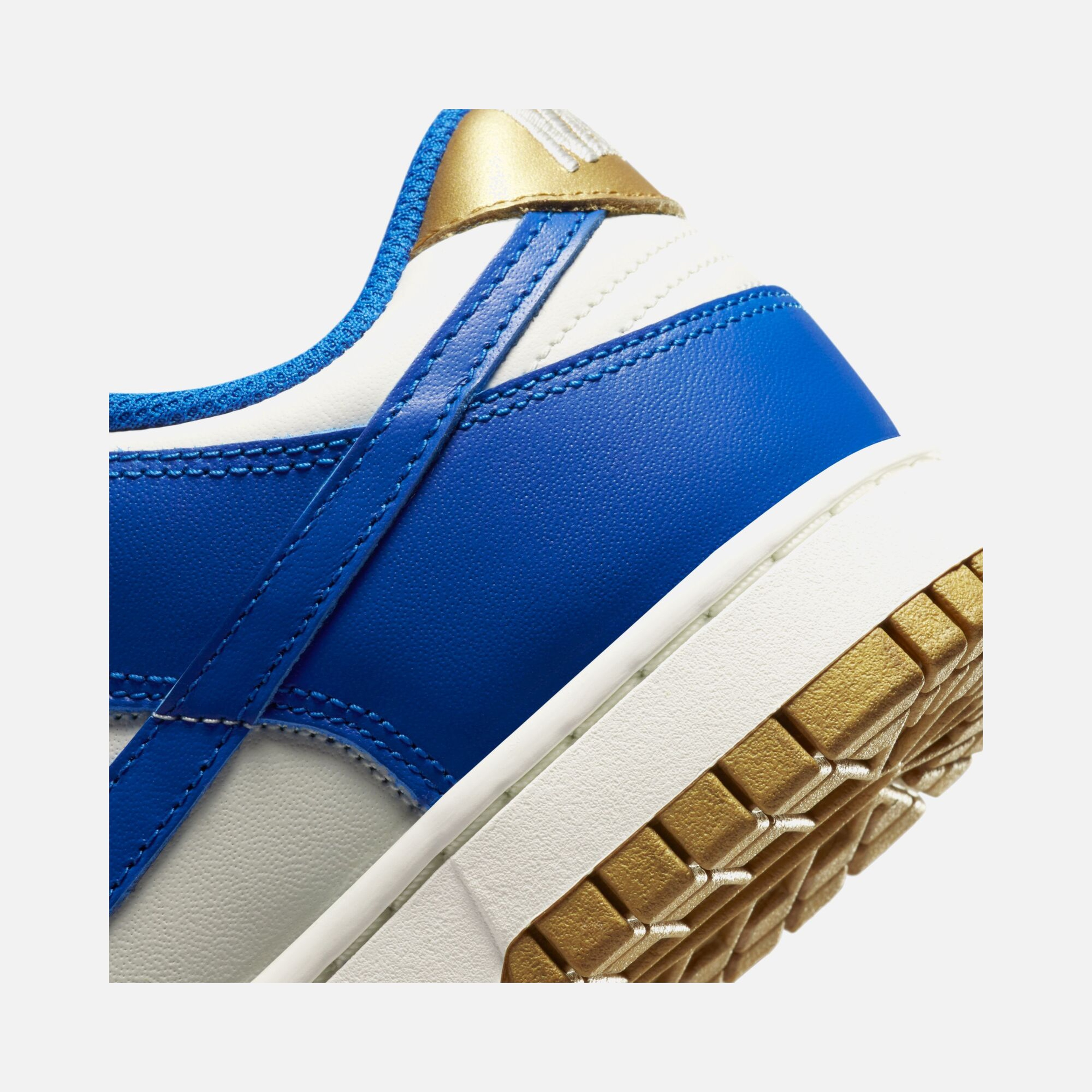 Nike Dunk Low ''Malachite Metallic Gold'' Kadın Spor Ayakkabı