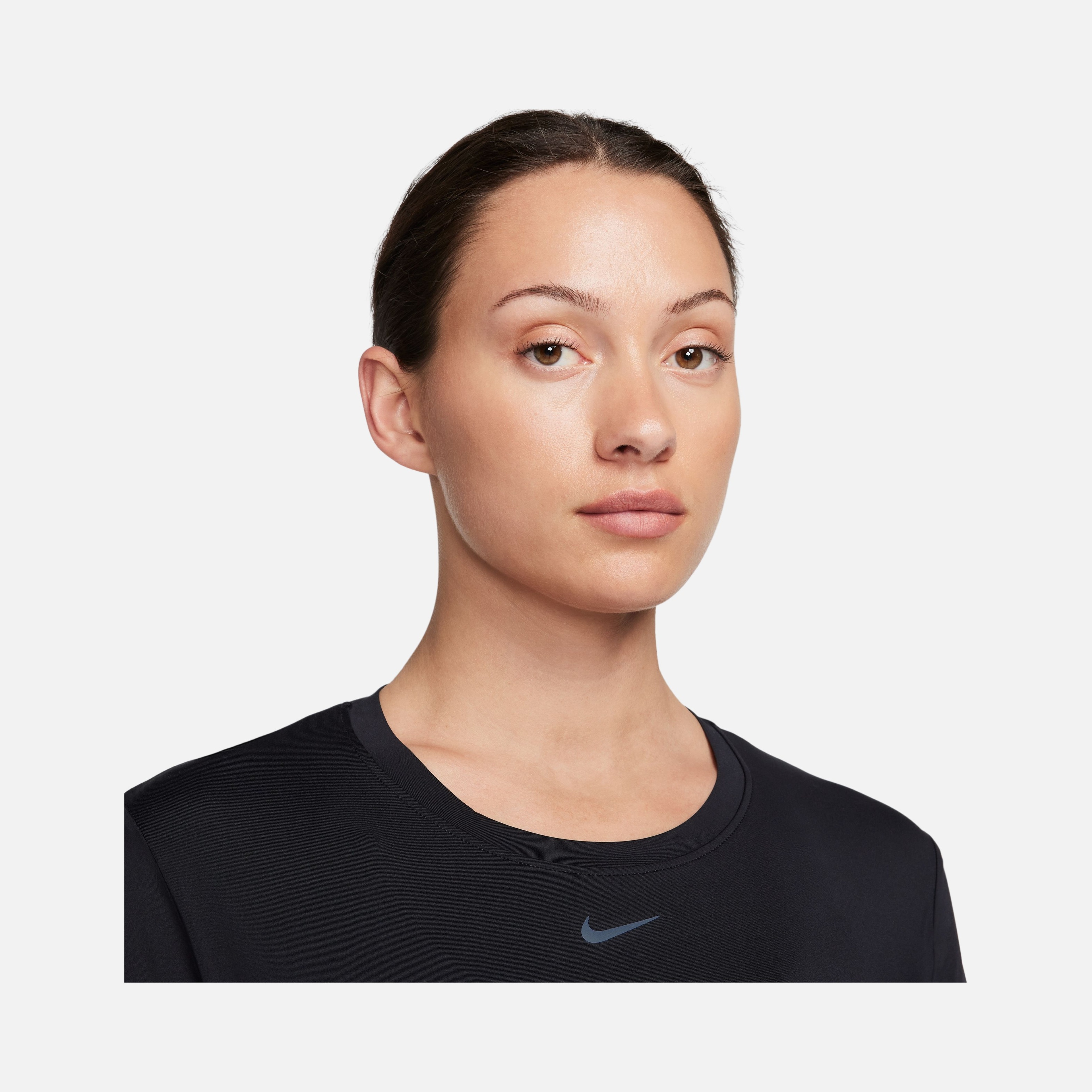 Nike One Classic Dri-Fit Short-Sleeve Training Kadın Tişört