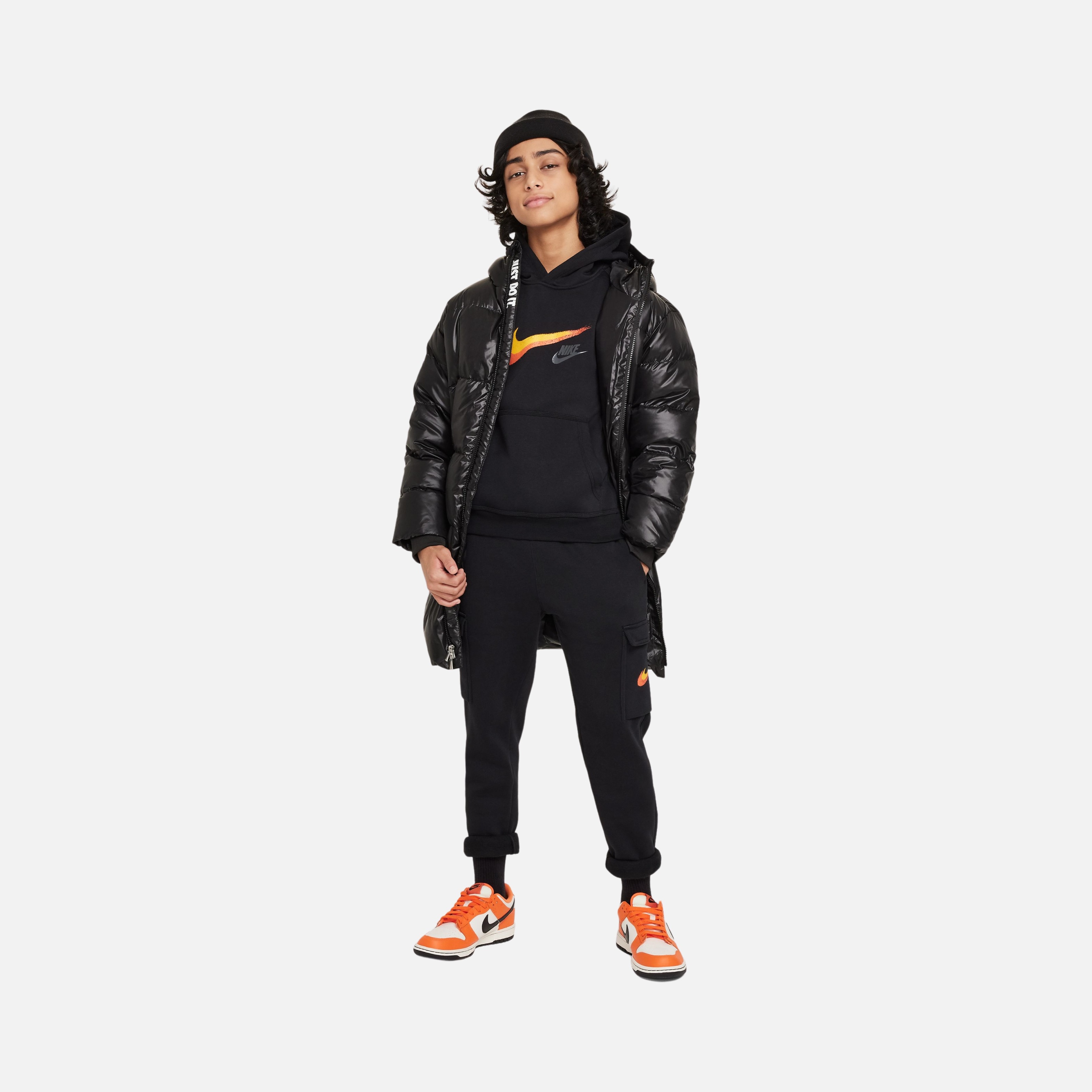 Nike Sportswear Fleece Cargo ''Multi Spray Paint Swoosh Logo'' (Boys') Çocuk Eşofman Altı