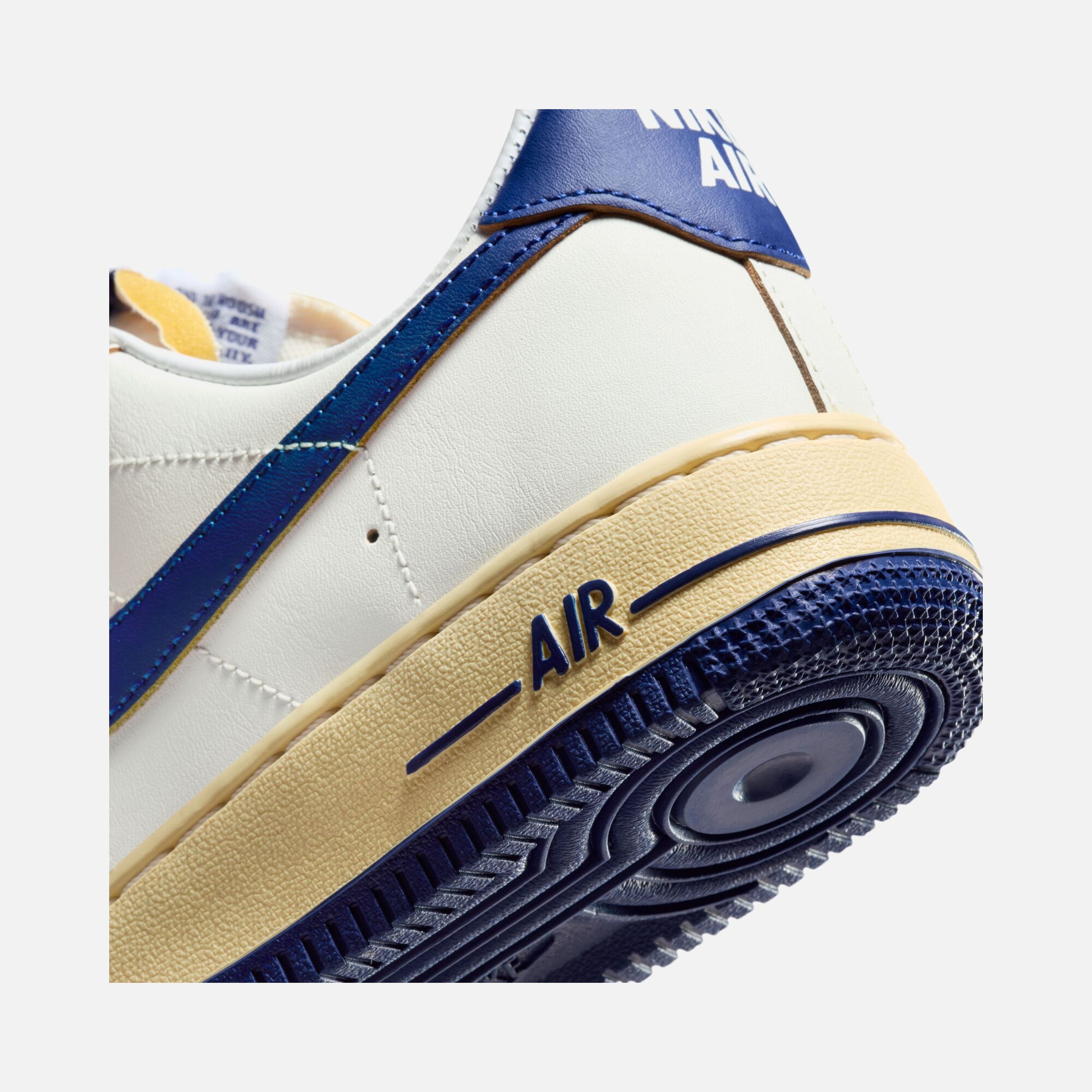 Nike Air Force 1 '07 ''Light Foam on Tongue & Aged Neutral Palette'' Kadın Spor Ayakkabı