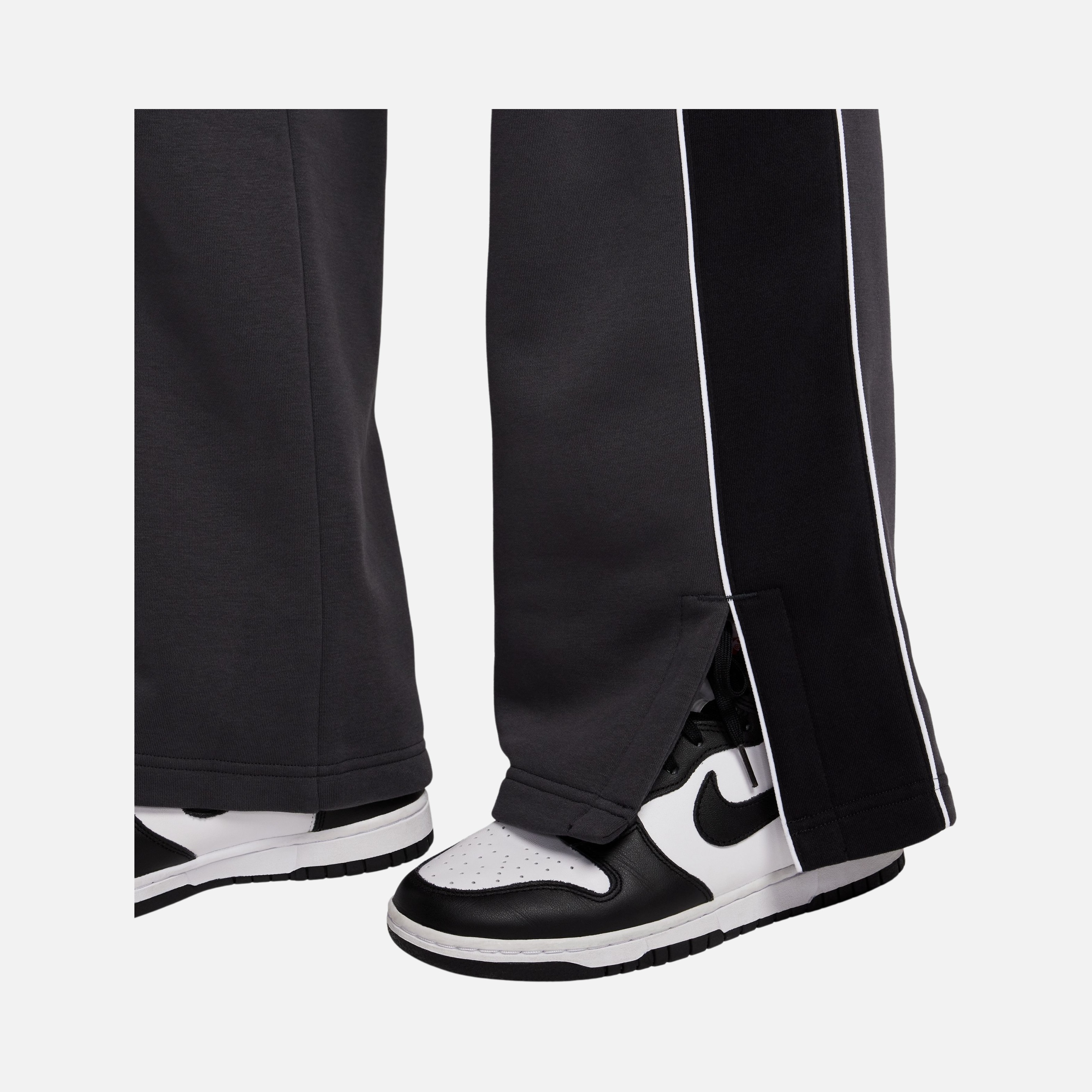 Nike Sportswear Phoenix Fleece High-Waisted Open-Hem Bottoms Kadın Eşofman Altı