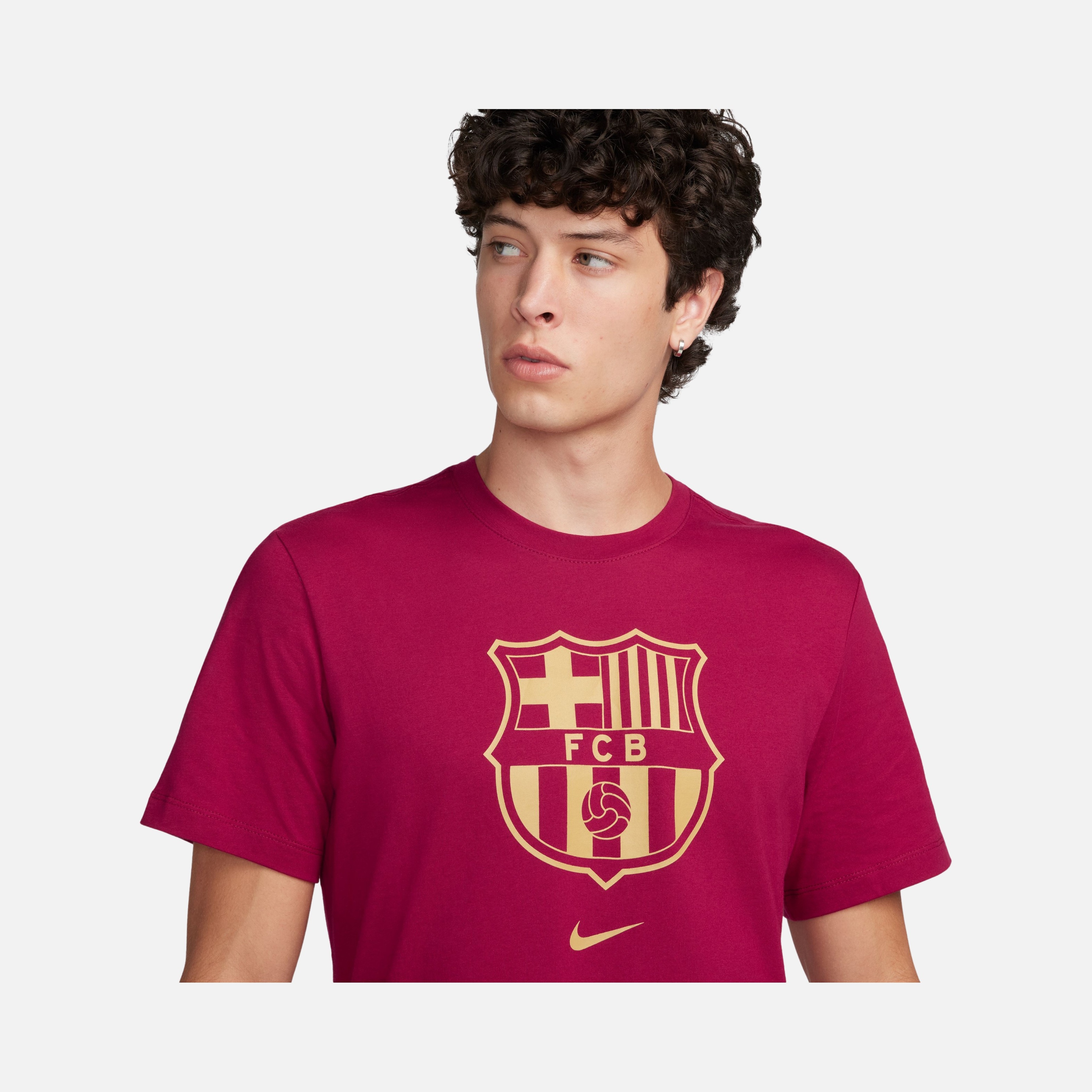 Nike F.C. Barcelona Crest Football Short-Sleeve Erkek Tişört