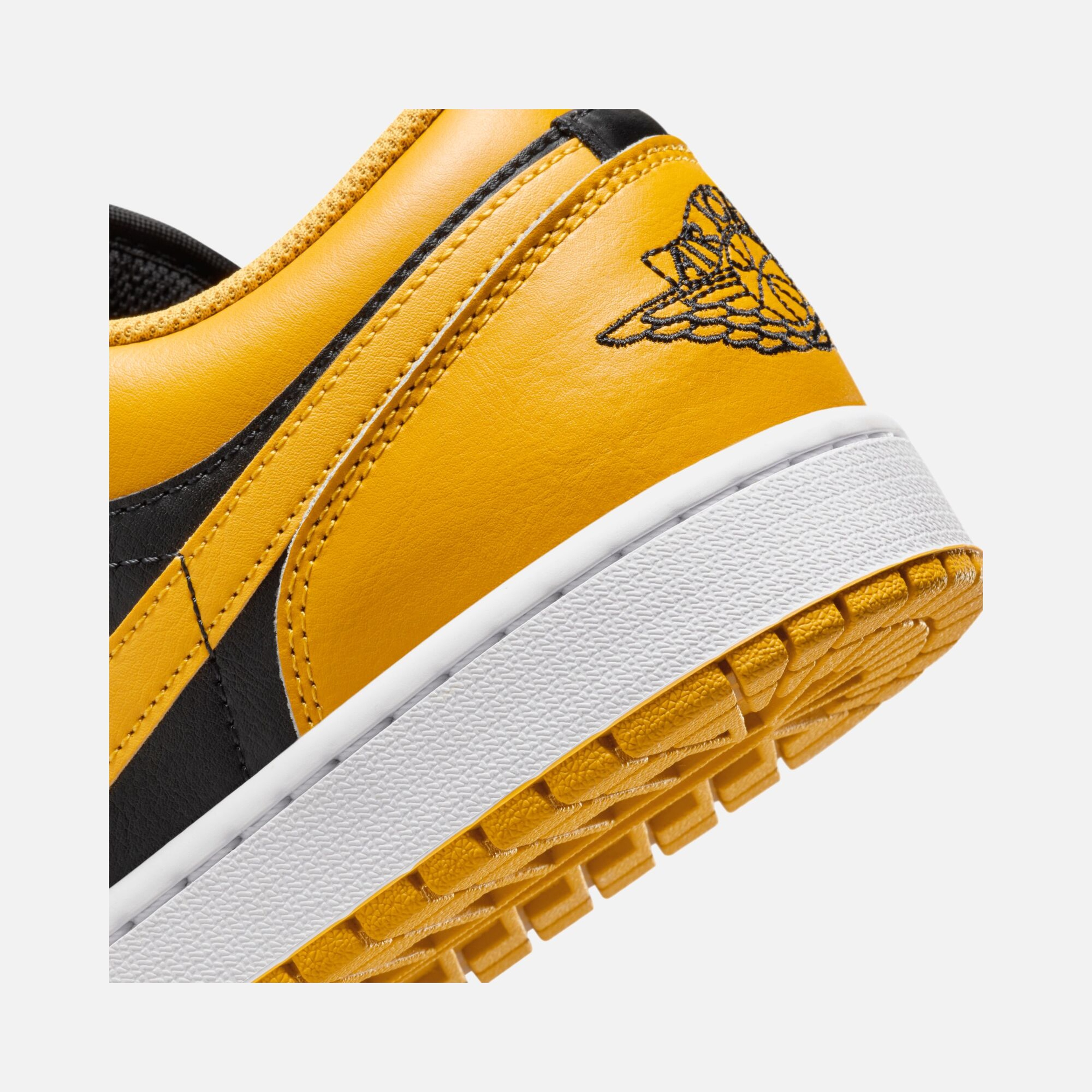 Nike Air Jordan 1 Low CO Erkek Spor Ayakkabı | Barçın