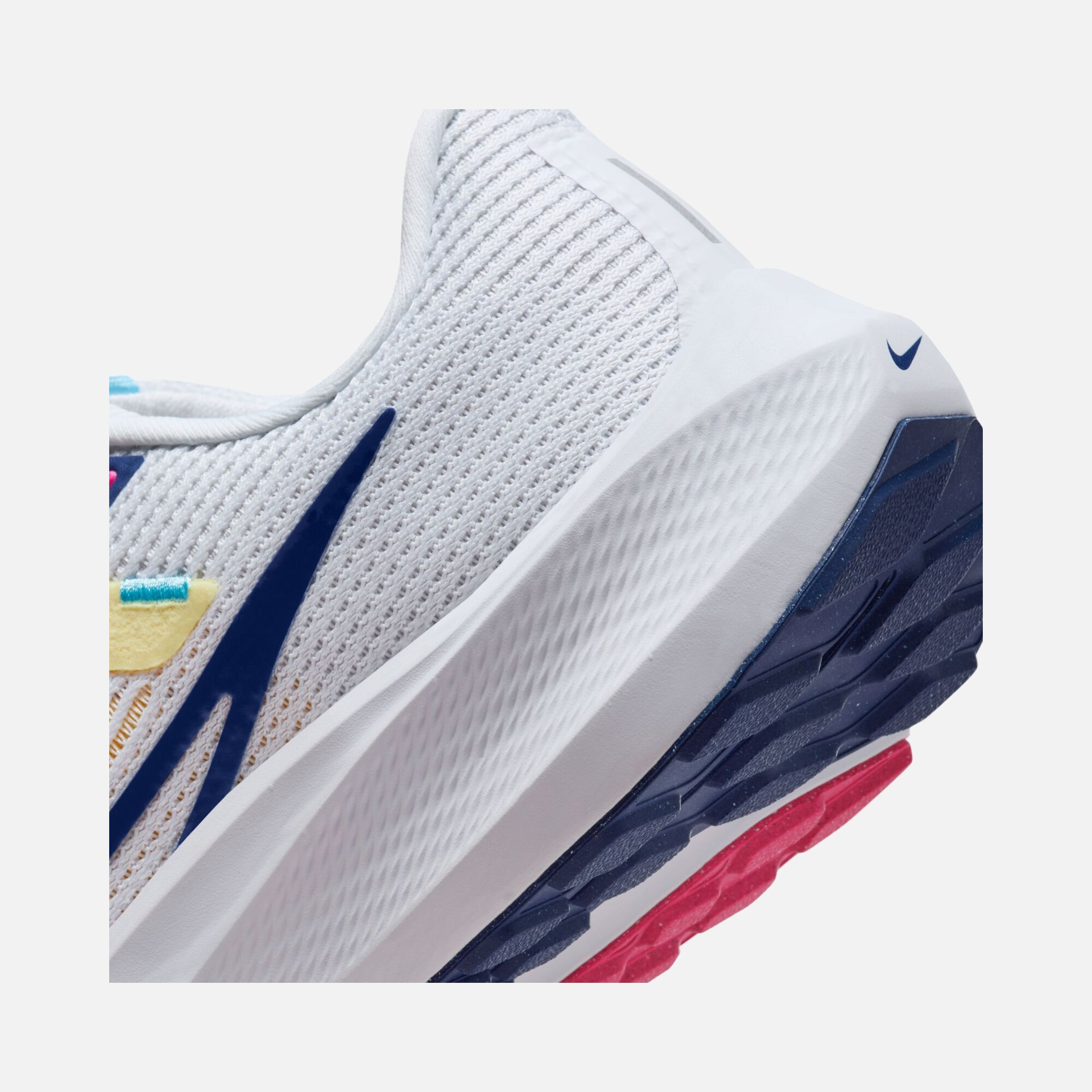 Nike Pegasus 40 Road Running Kadın Spor Ayakkabı