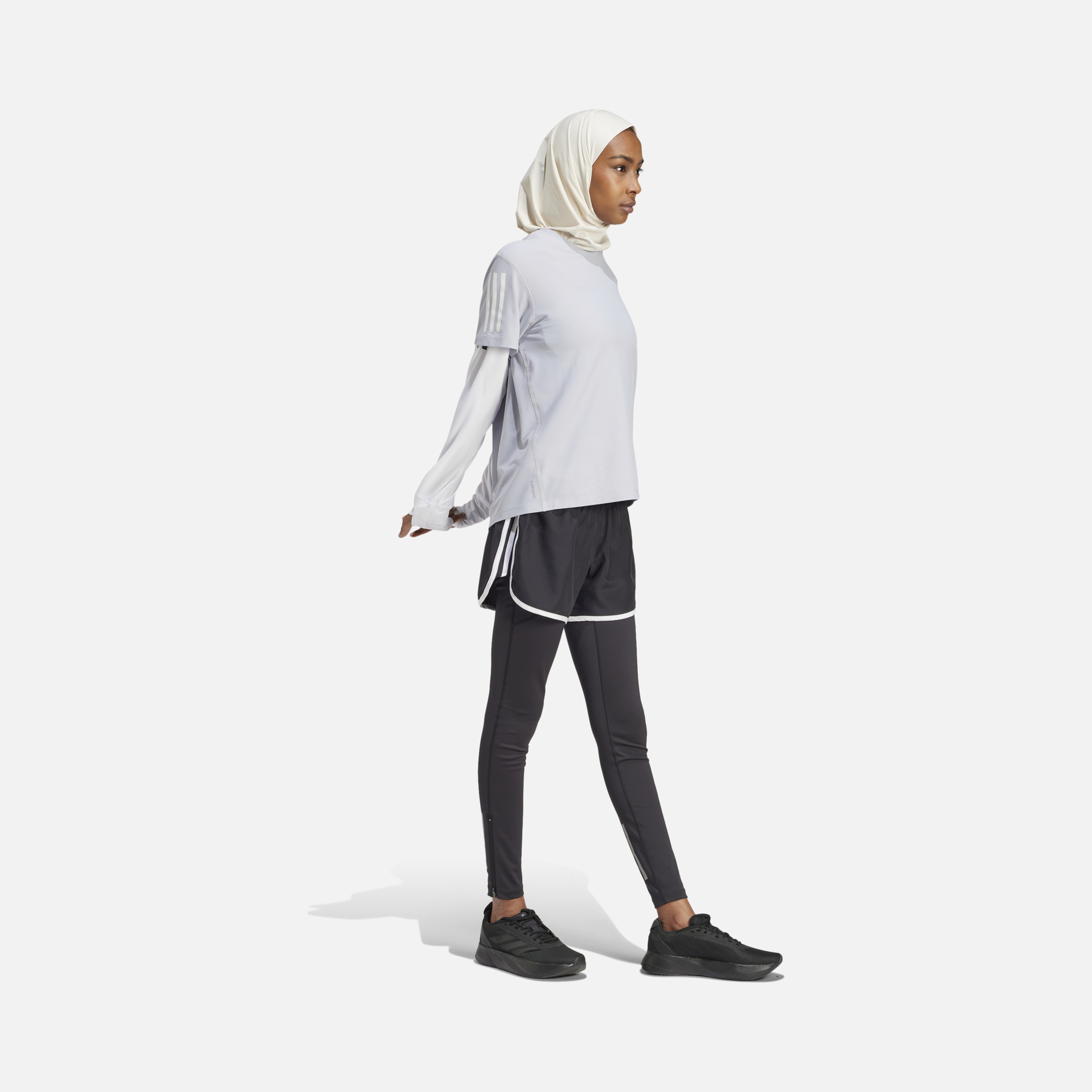 adidas AEROREADY Run Own The 3-Stripes Crew Neck Running Short-Sleeve Kadın Tişört