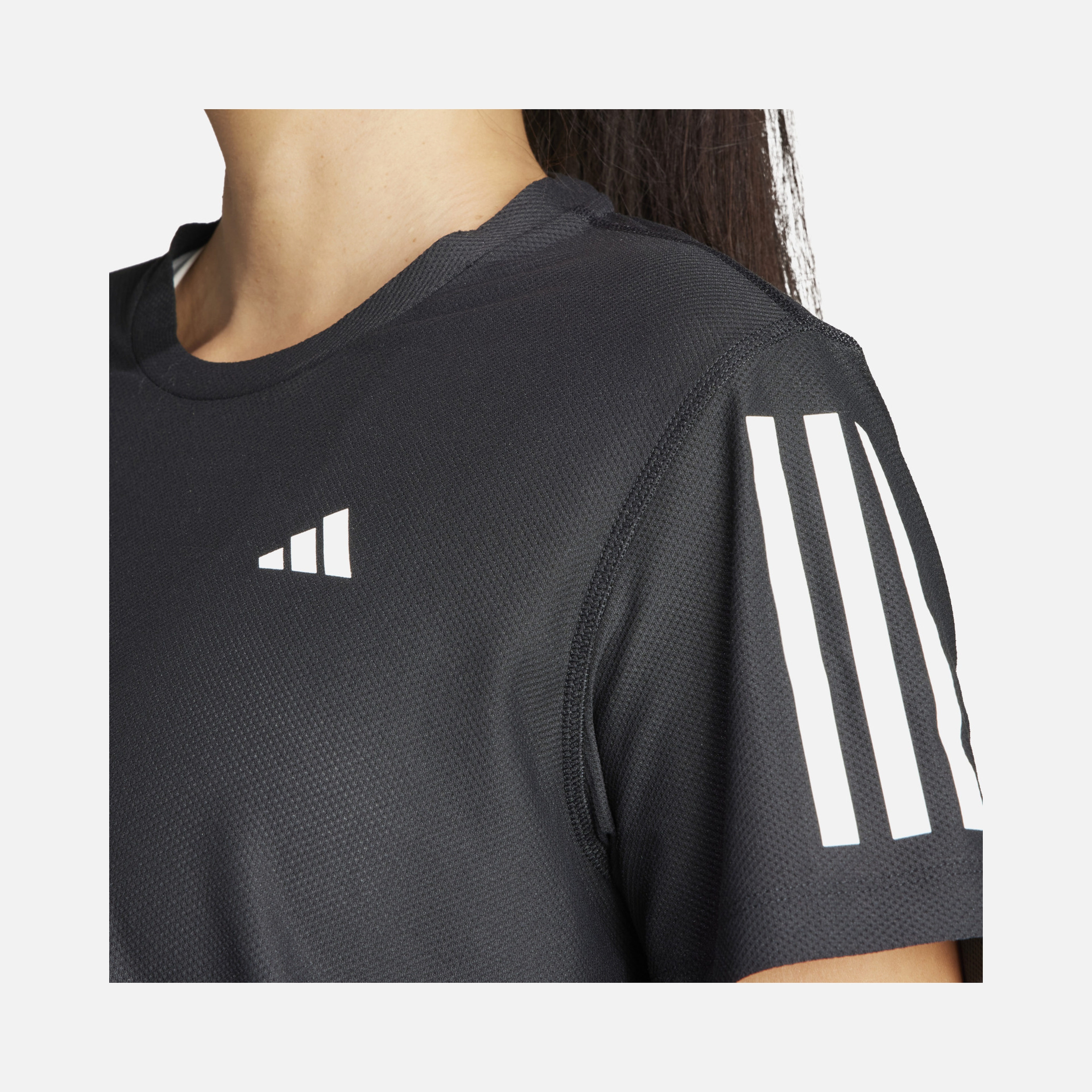 adidas AEROREADY Run Own The 3-Stripes Crew Neck Running Short-Sleeve Kadın Tişört
