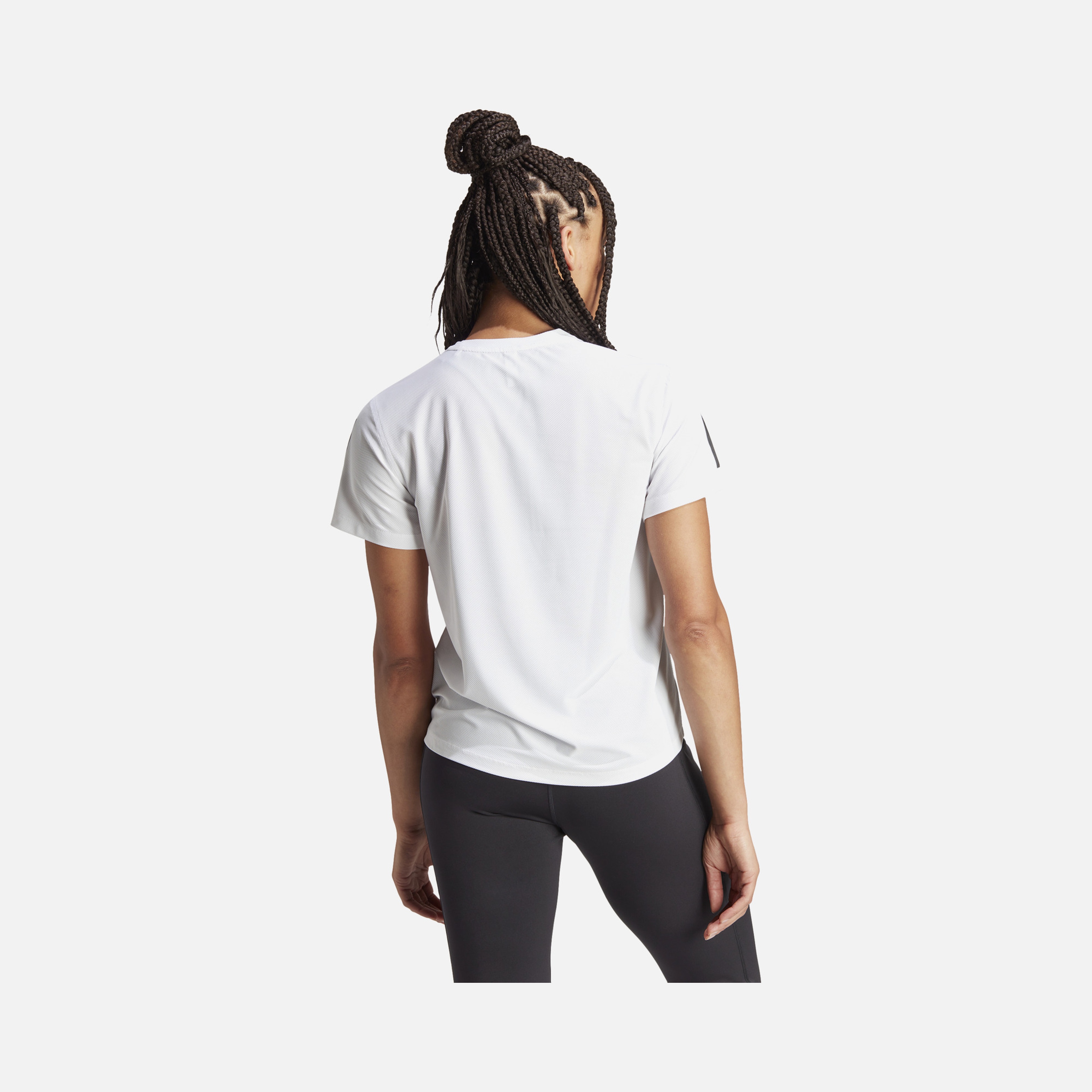 adidas AEROREADY Run Own The 3-Stripes Crew Neck Running Short-Sleeve Kadın Tişört