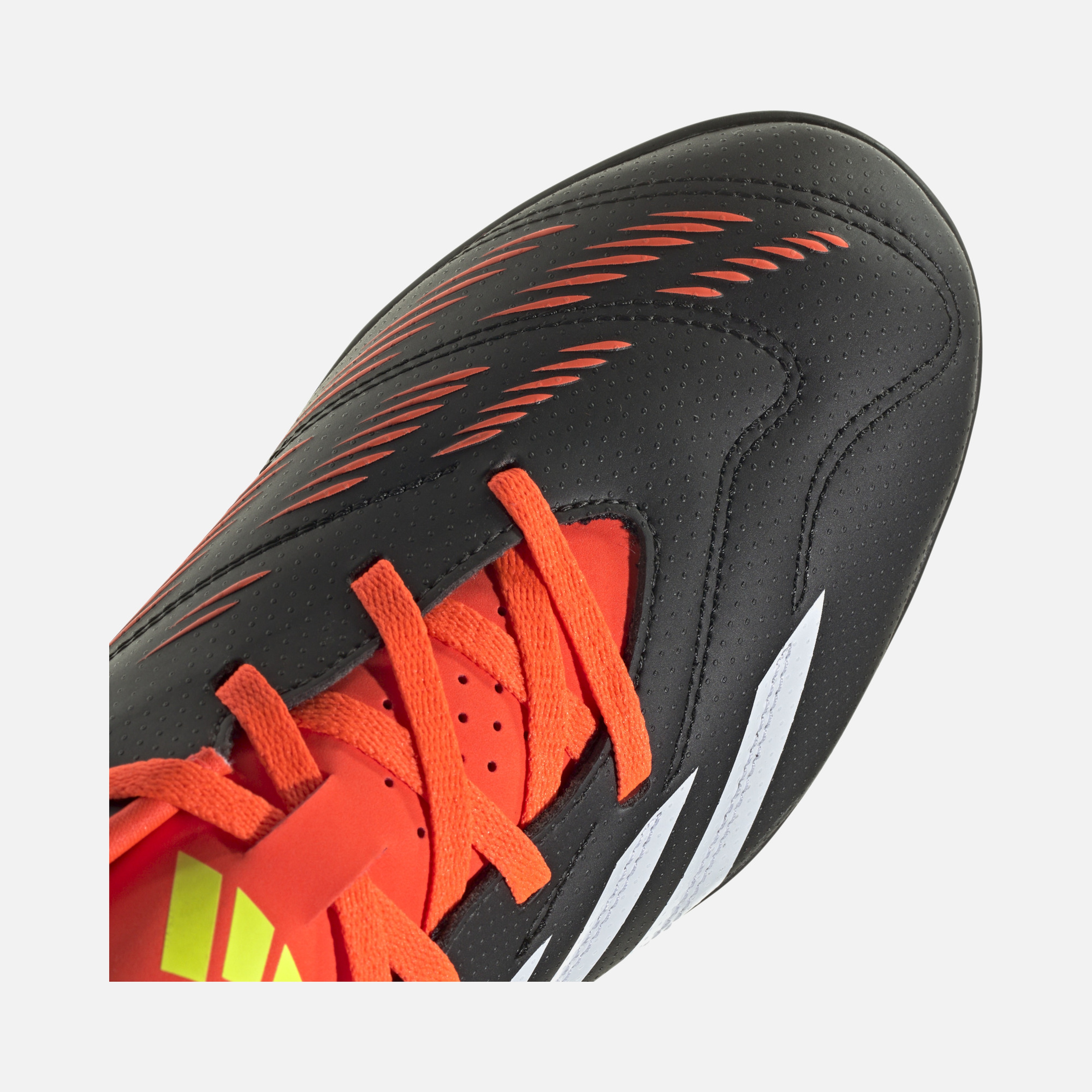 adidas Predator Club TF Erkek Halı Saha Ayakkabı