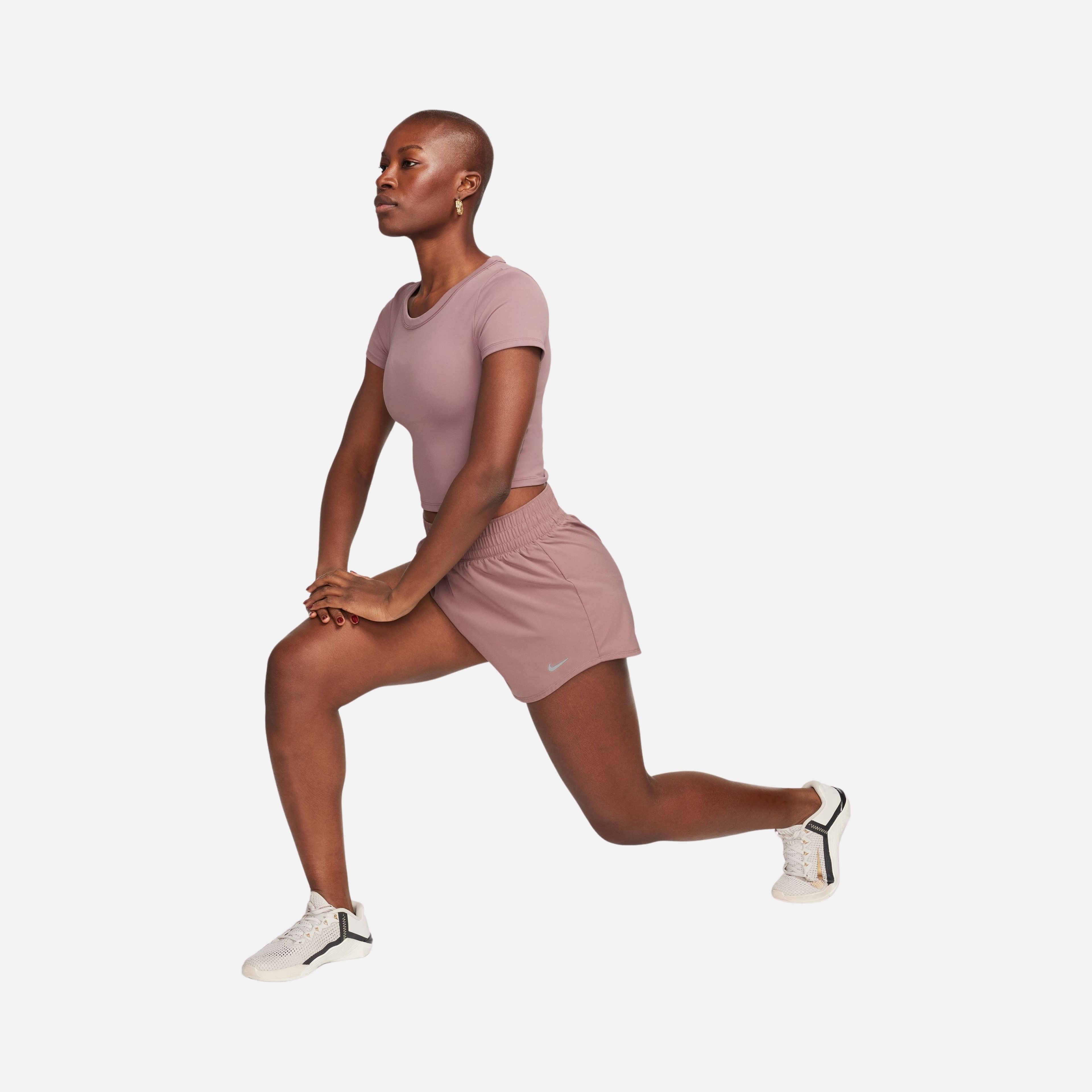 Nike One Fitted Dri-Fit Cropped Training Short-Sleeve Kadın Tişört