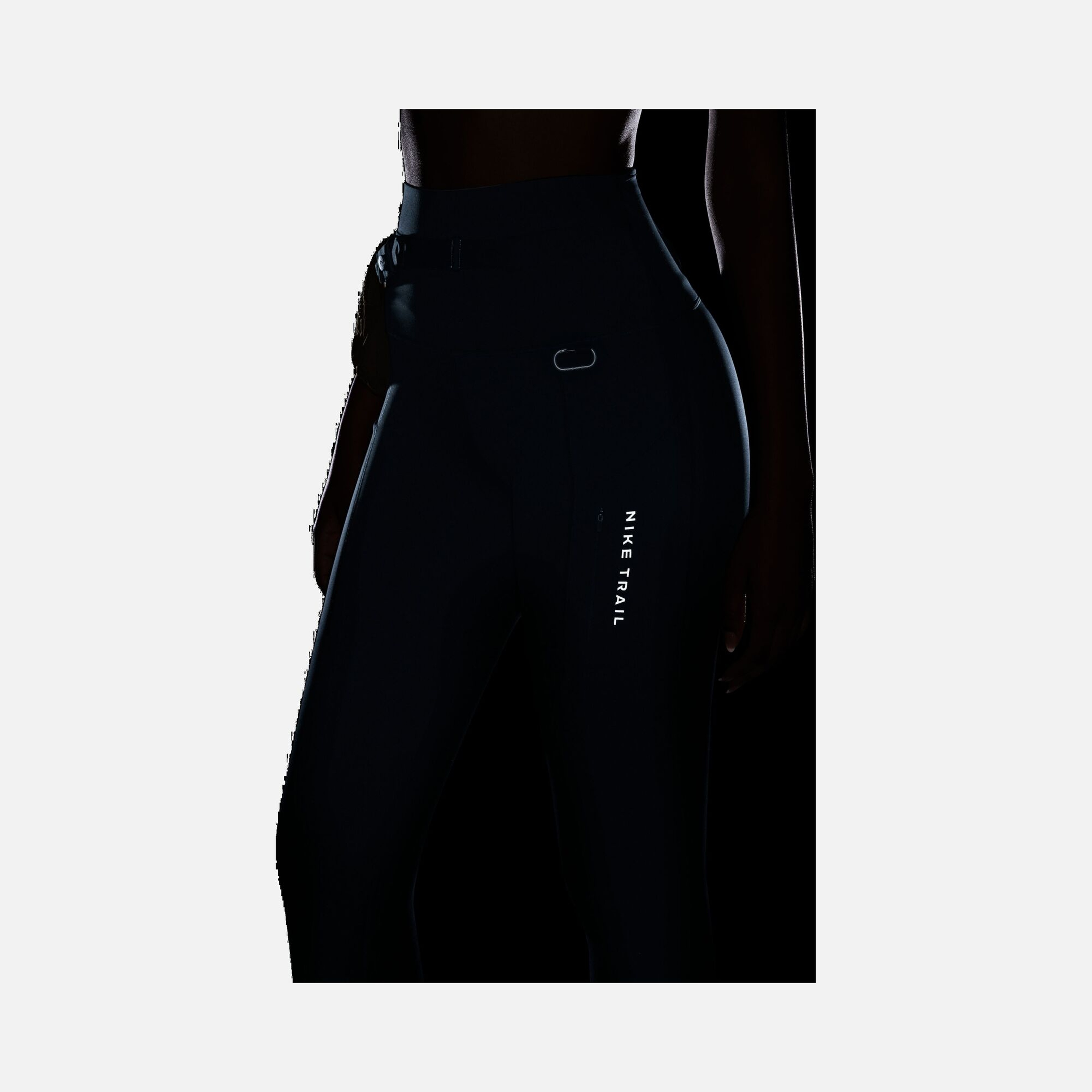 Nike Dri-Fit Go Firm-Support High-Waisted 7/8 ''Removable Pack & Carabiner'' Trail Kadın Tayt