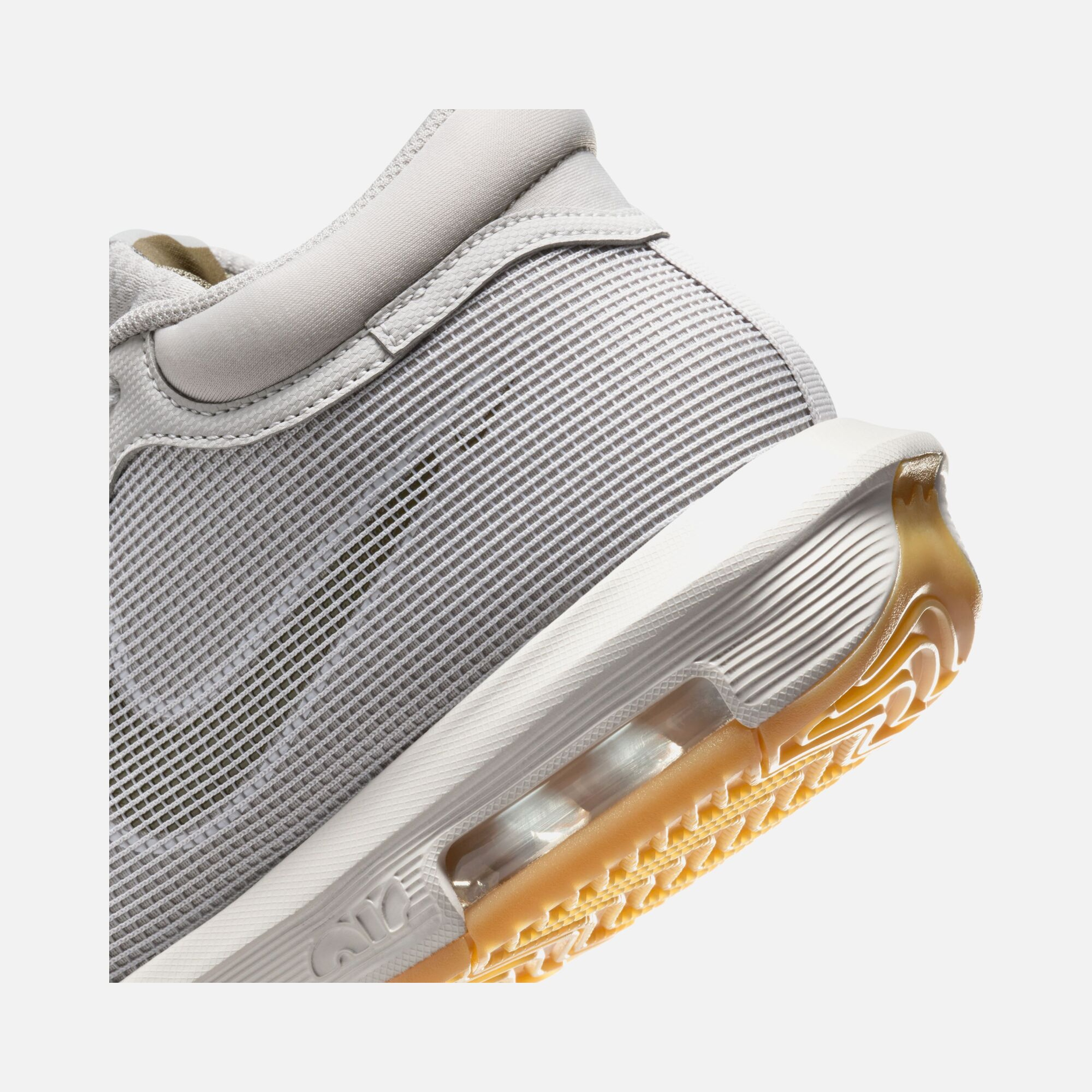 Nike LeBron James Witness VIII Erkek Basketbol Ayakkabısı