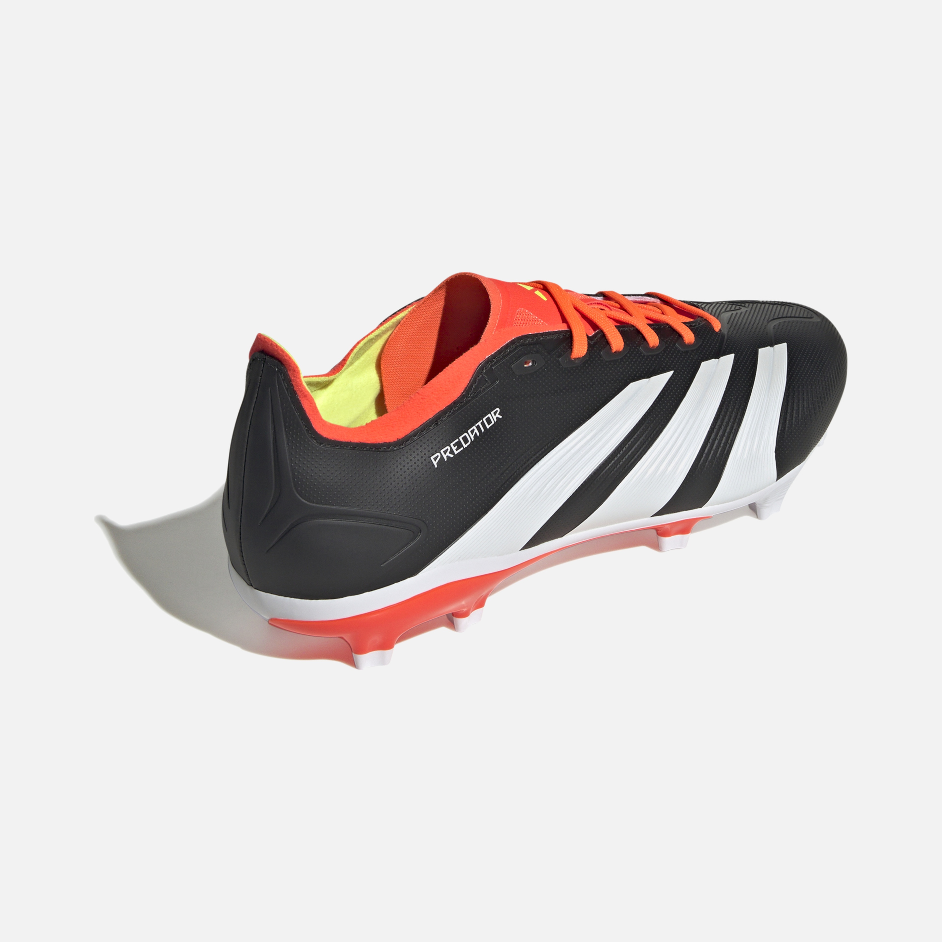 adidas Predator League FG Erkek Krampon
