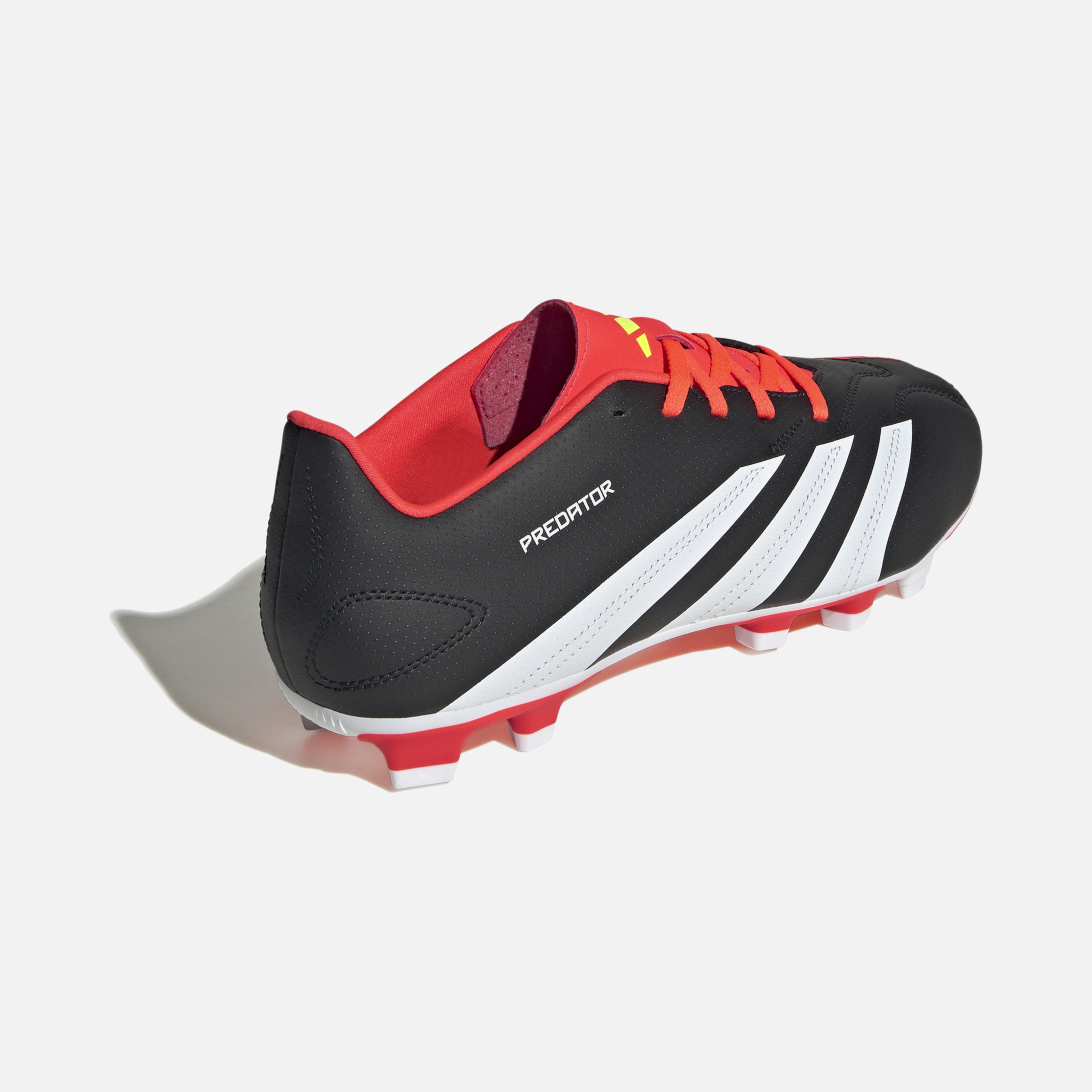 adidas Predator Club FG Erkek Krampon