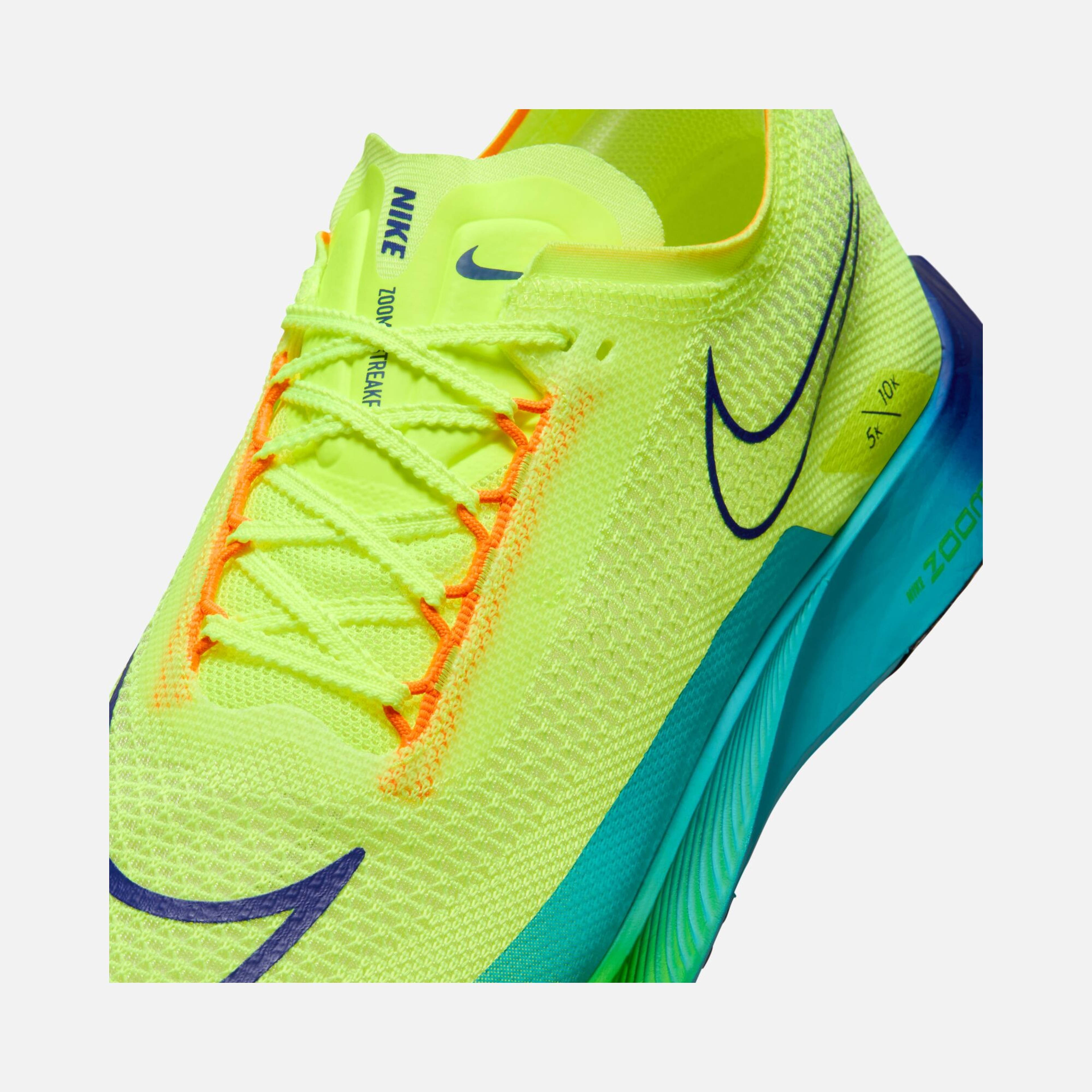 Nike ZoomX Streakfly Road Racing Erkek Spor Ayakkabı