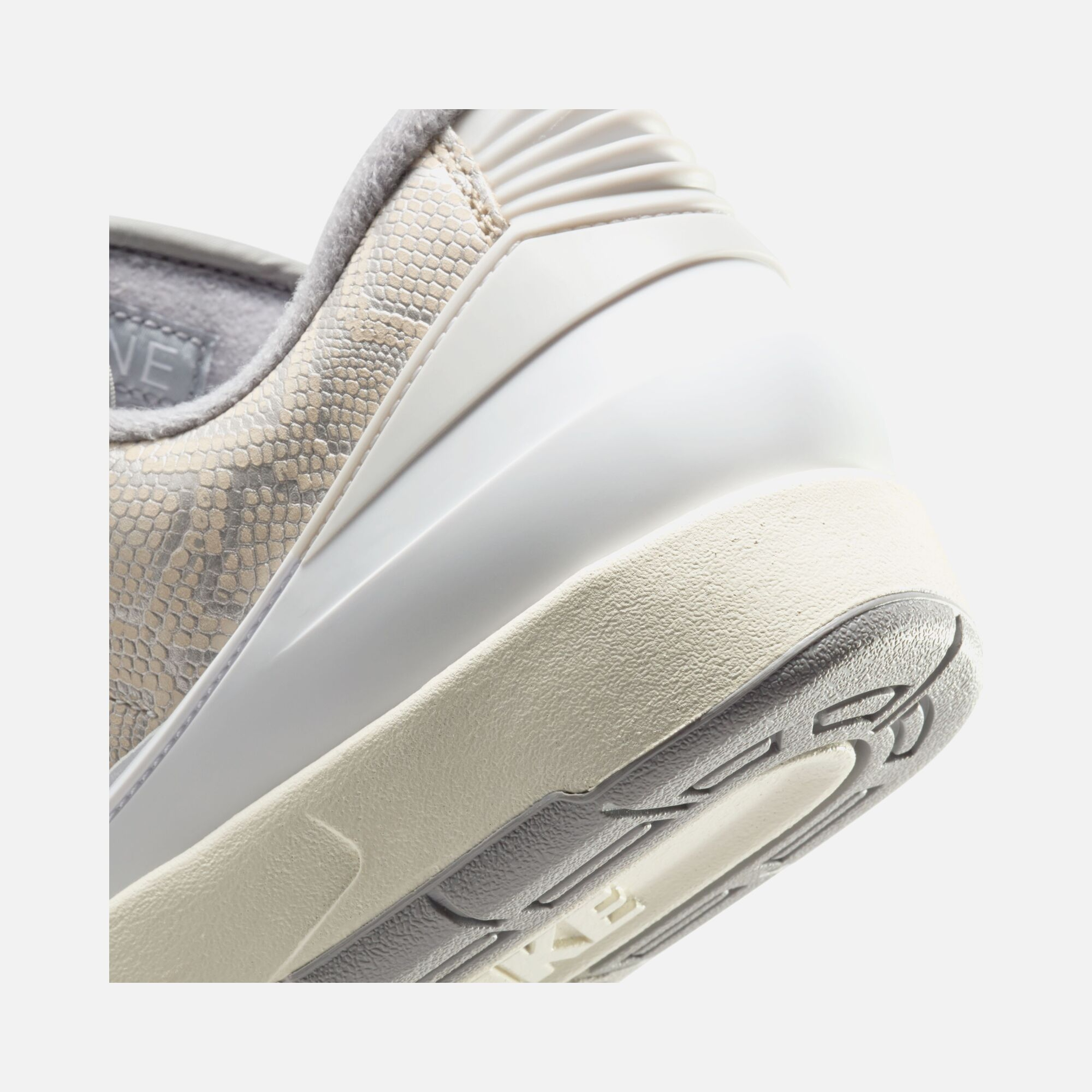 Nike Air Jordan 2 Retro Low Erkek Spor Ayakkabı