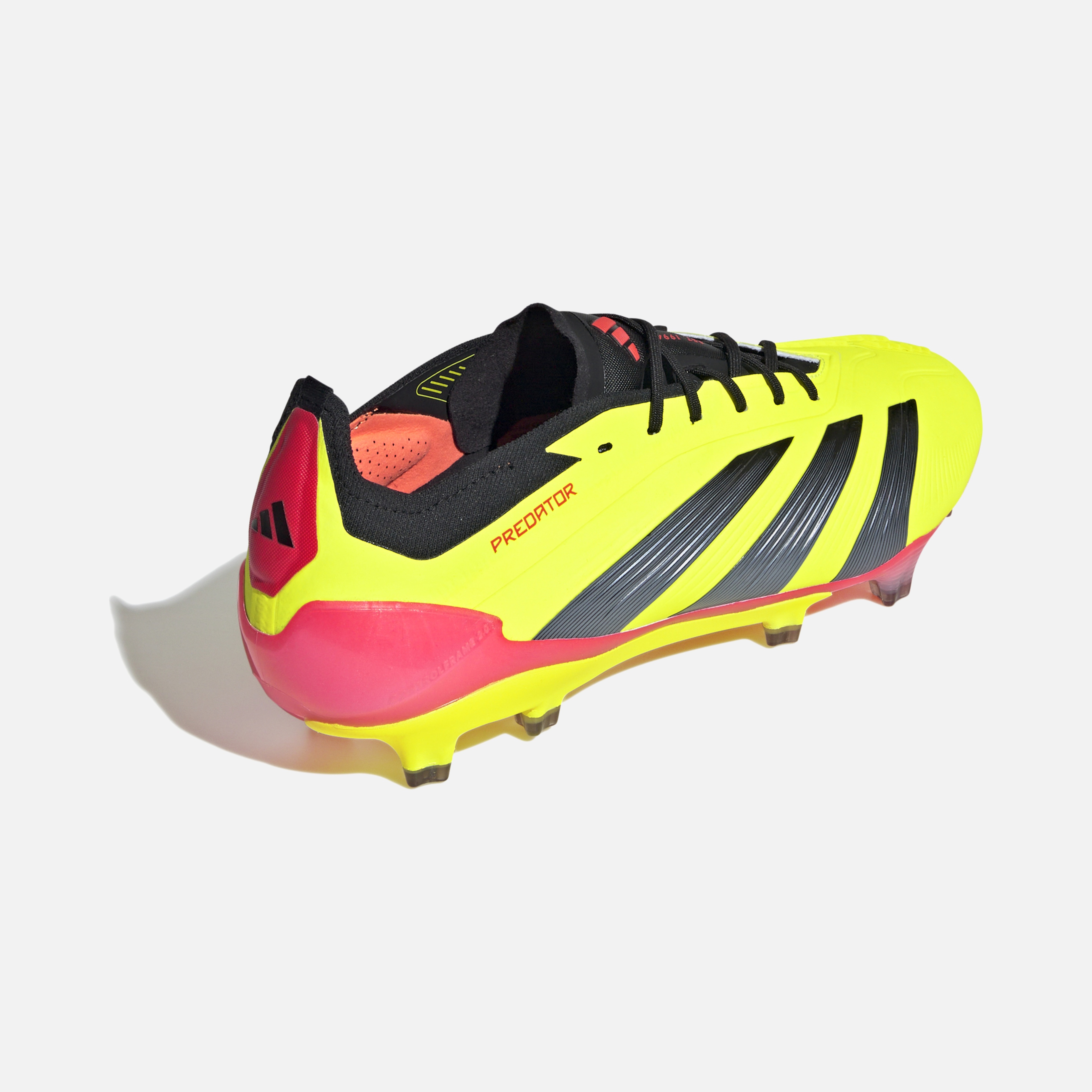 adidas Predator Elite FG Erkek Krampon