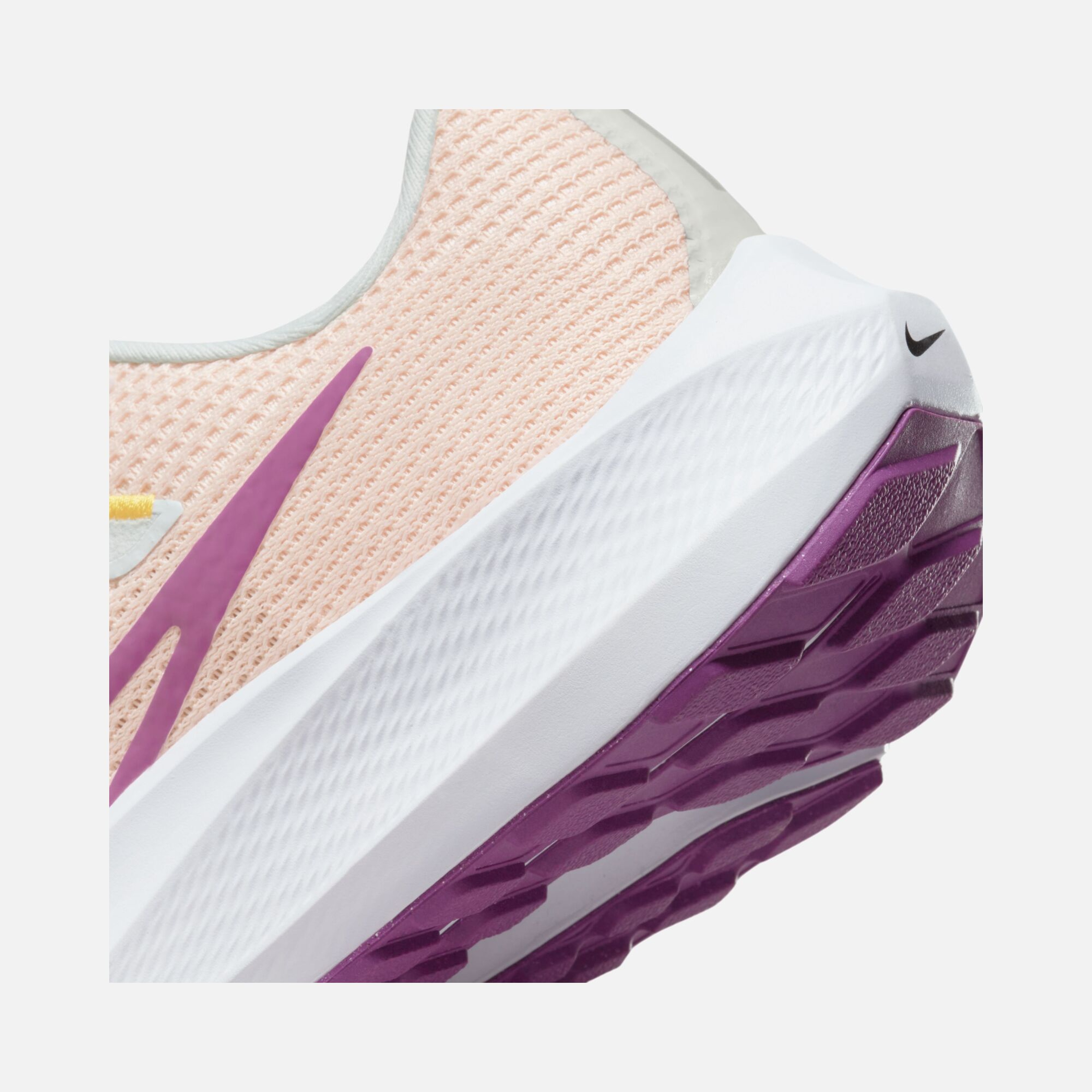 Nike Pegasus 40 Road Running Kadın Spor Ayakkabı