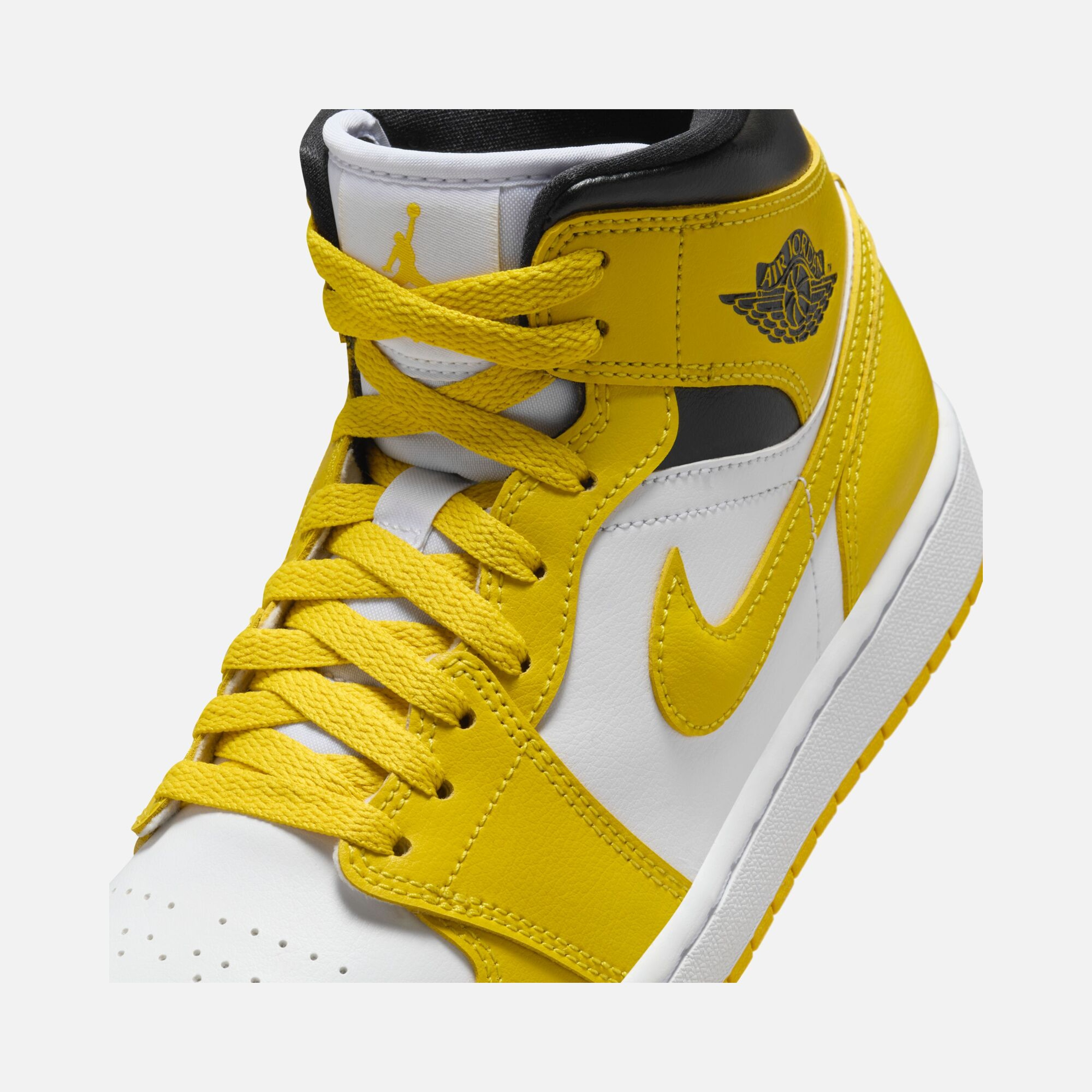 Nike Air Jordan 1 Mid Kadın Spor Ayakkabı