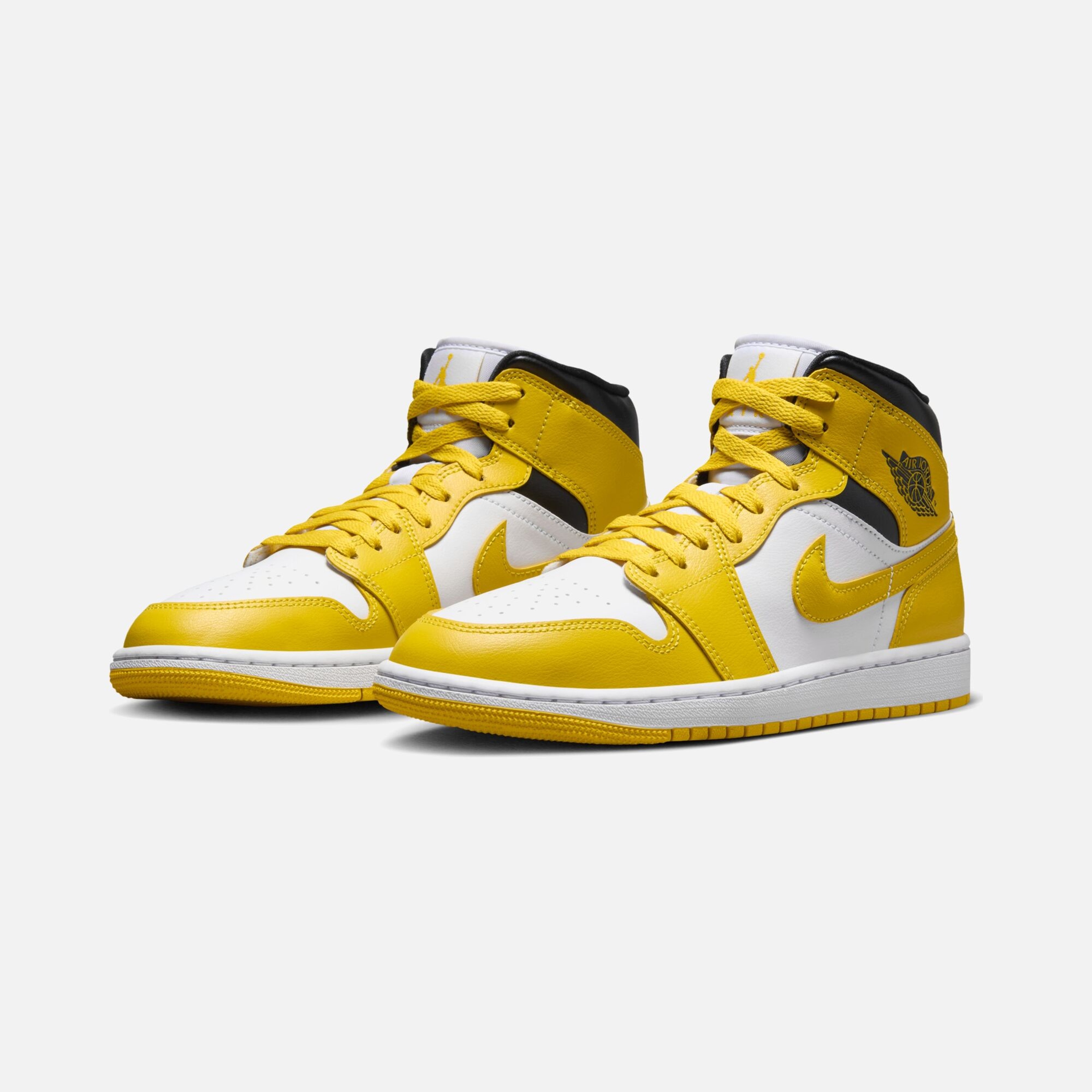 Nike Air Jordan 1 Mid Kadın Spor Ayakkabı