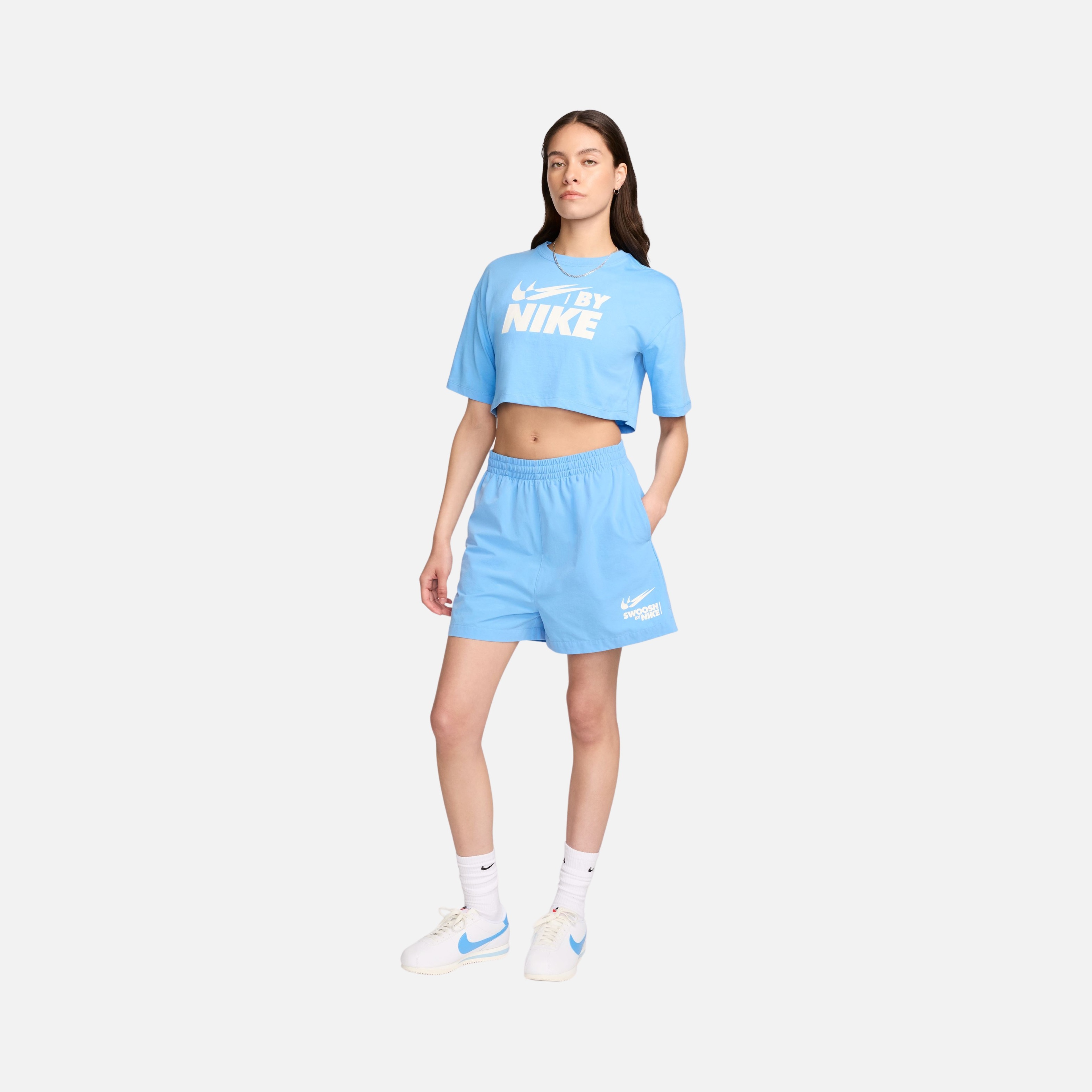 Nike Sportswear Gel Woven Fabrics Kadın Şort