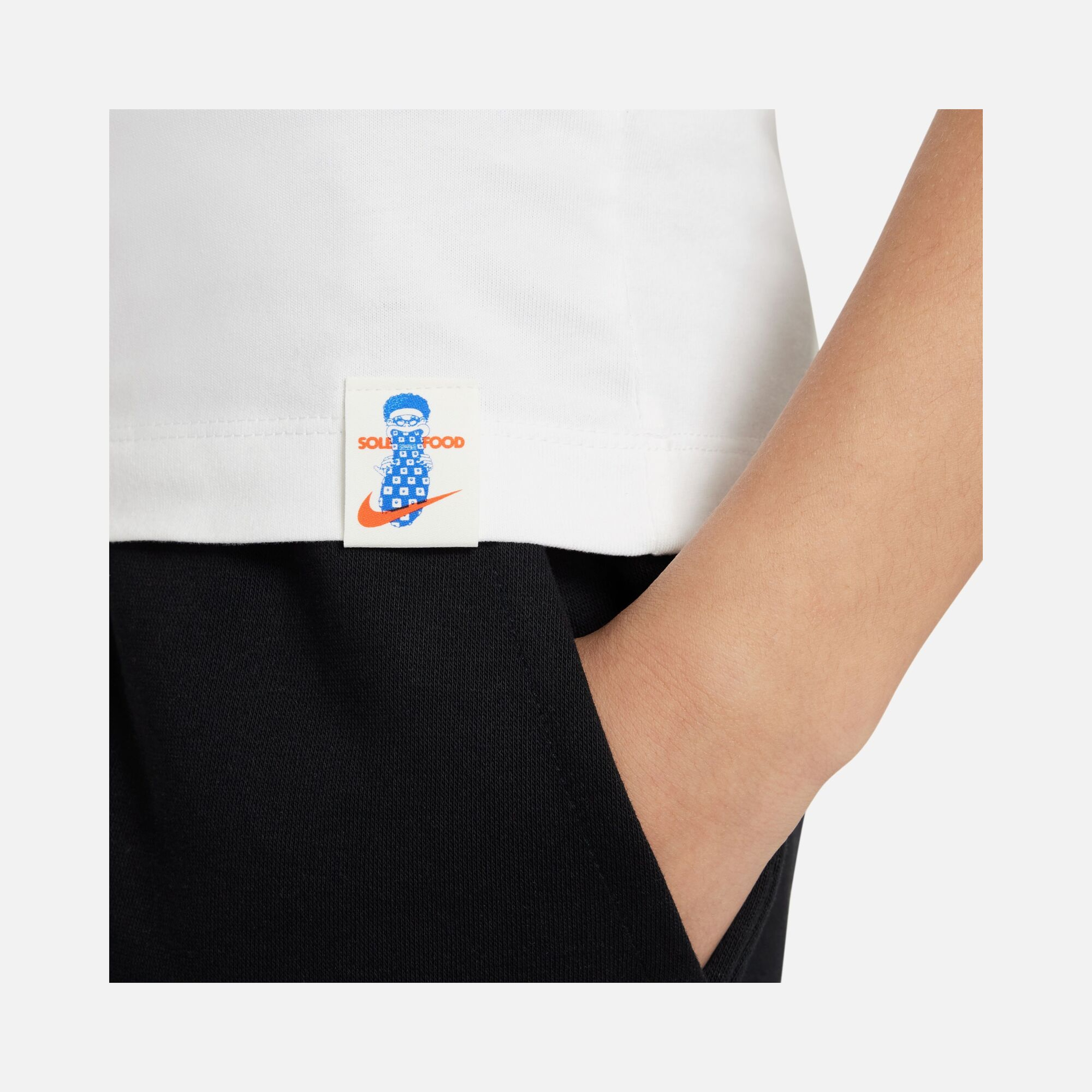 Nike Sportswear Kc2.1 Sole Food Graphic Short-Sleeve Çocuk Tişört