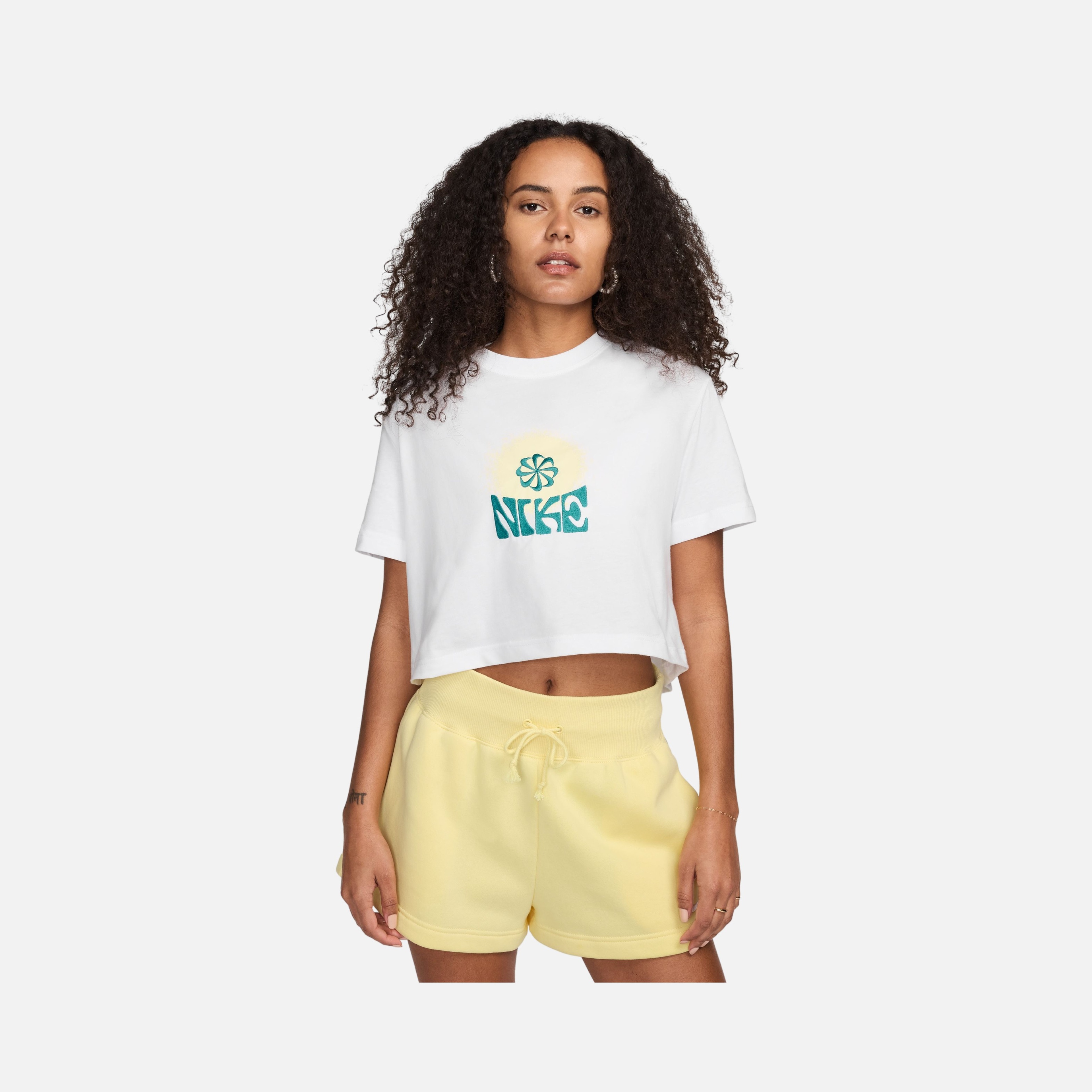 Nike Sportswear Essentials OC1 Eday Short-Sleeve Kadın Tişört