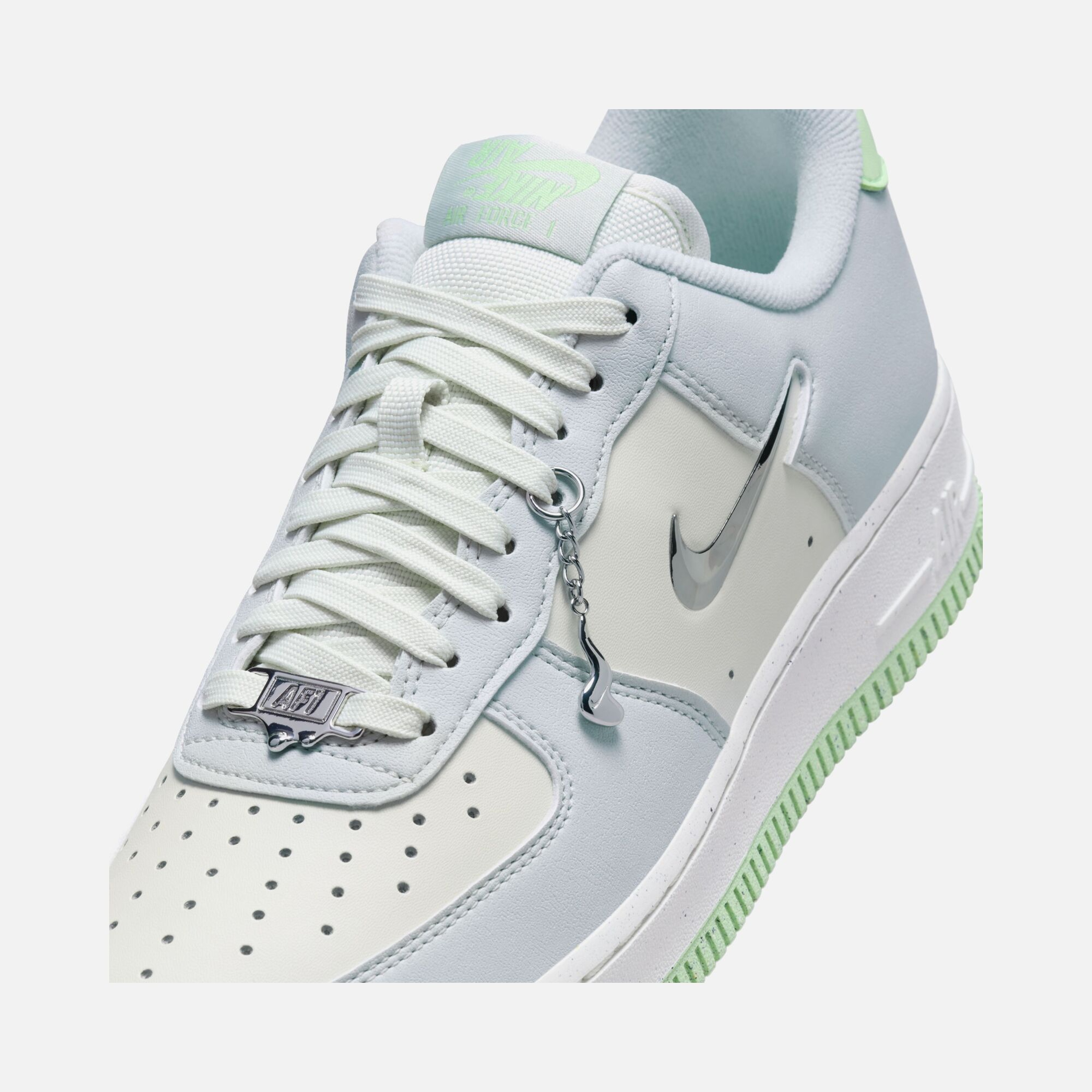 Nike Air Force 1 '07 Next Nature SE ''Chrome Accents on Laces'' Kadın Spor Ayakkabı