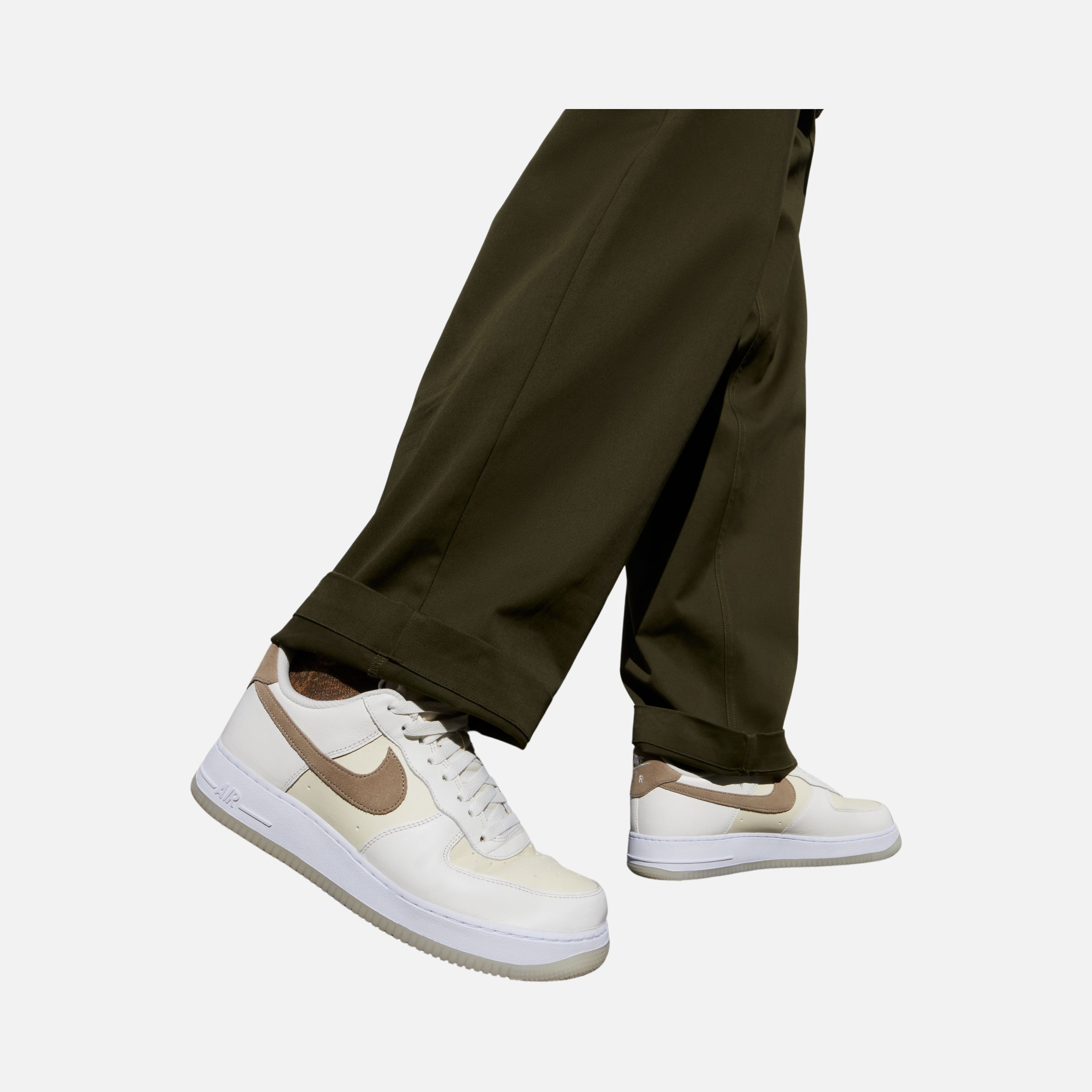 Nike Air Force 1 '07 LV8 SU24 Erkek Spor Ayakkabı