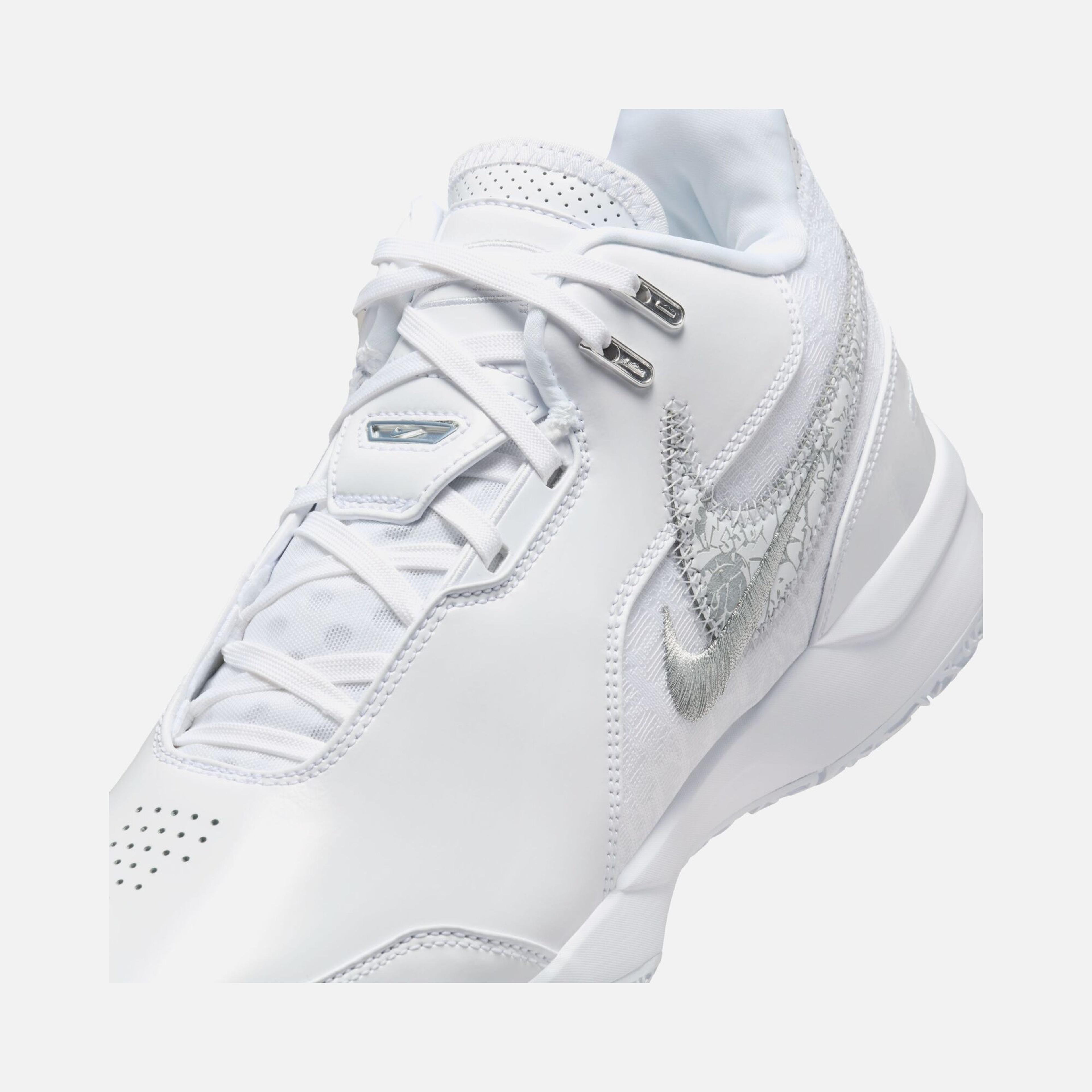 Nike LeBron James NXXT Gen AMPD Erkek Basketbol Ayakkabısı