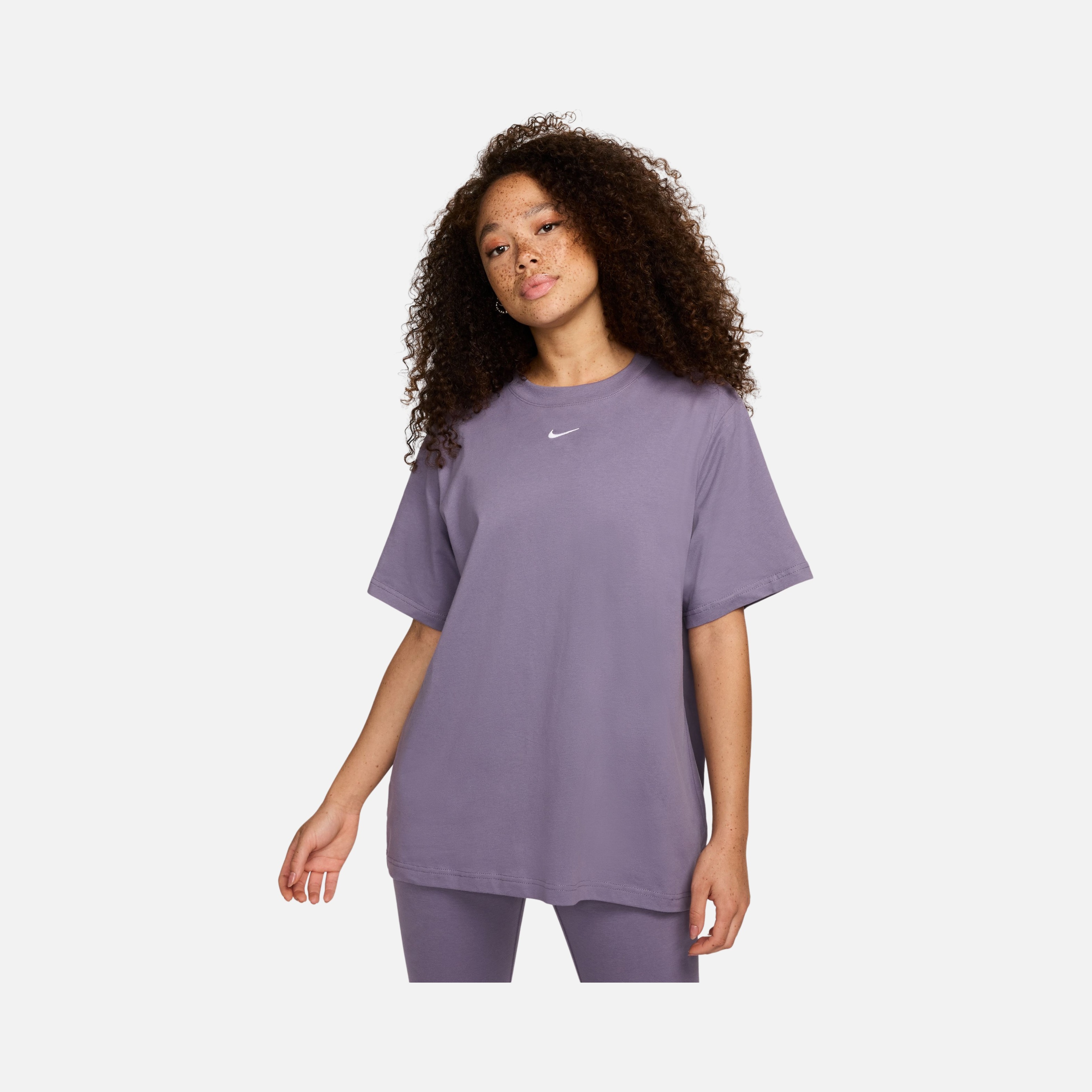 Nike Sportswear Essential Loose Fit Short-Sleeve Kadın Tişört
