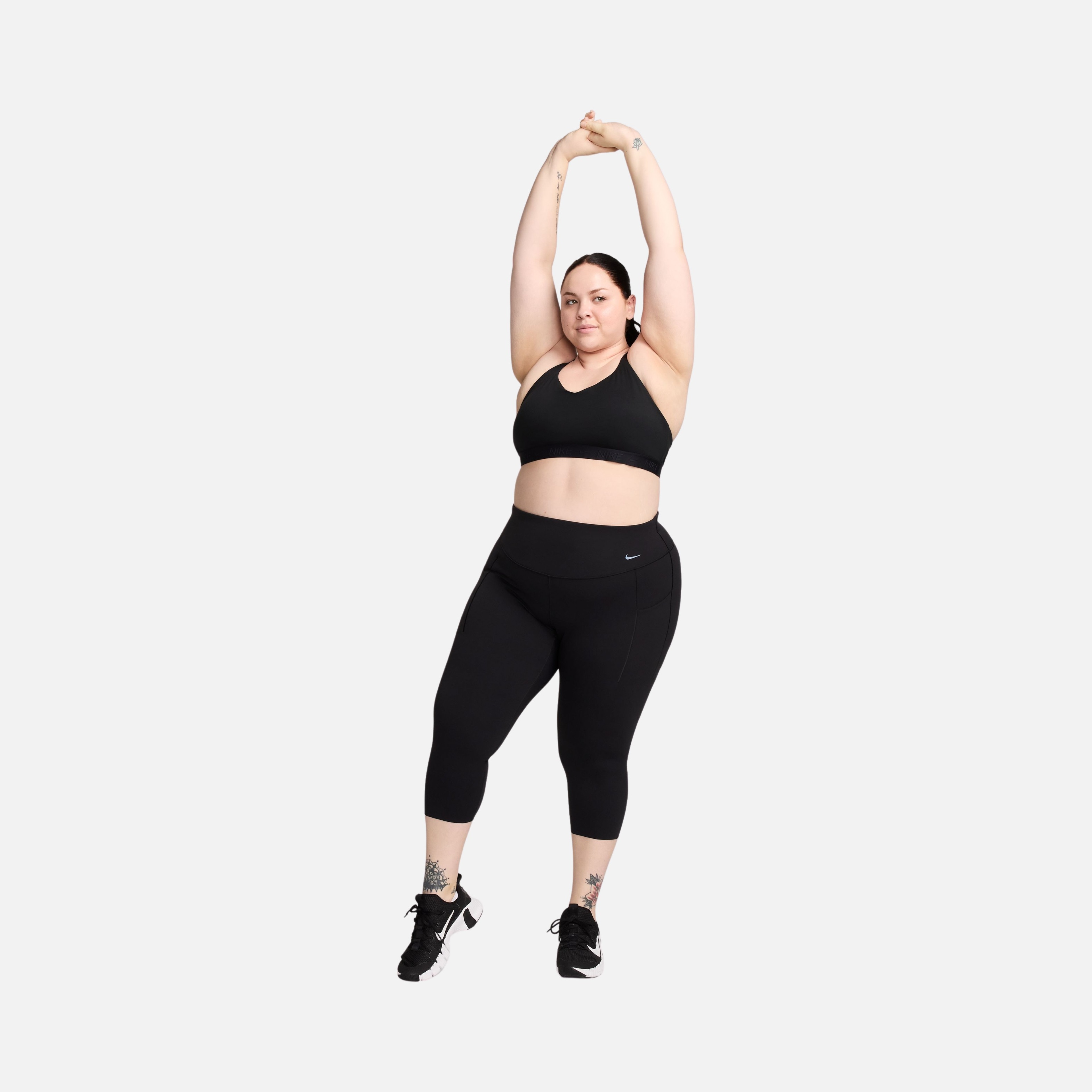 Nike Indy Light-Support Padded Adjustable Training (Plus Size) Kadın Bra
