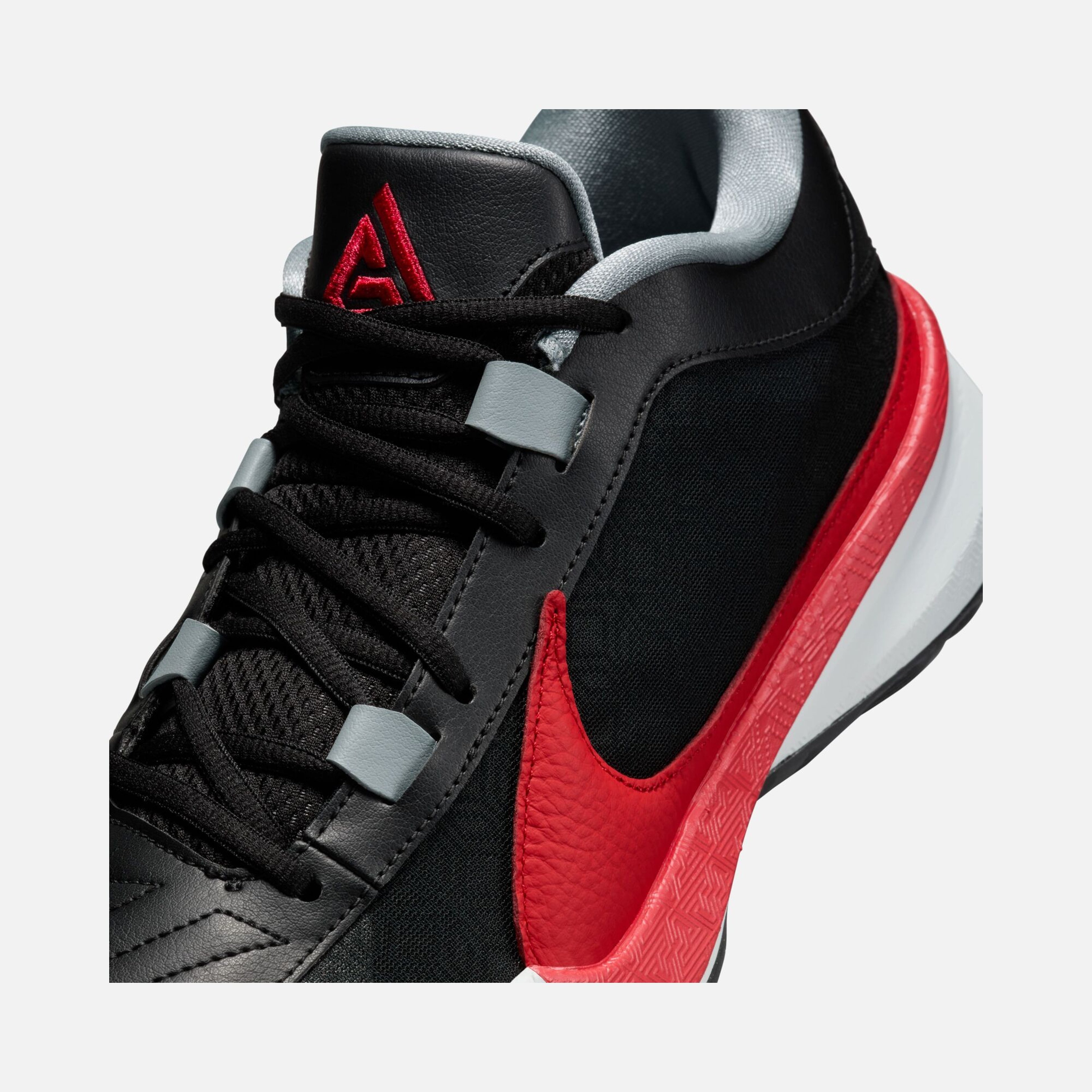 Nike Giannis Antetokounmpo Zoom Freak 5 Erkek Basketbol Ayakkabısı