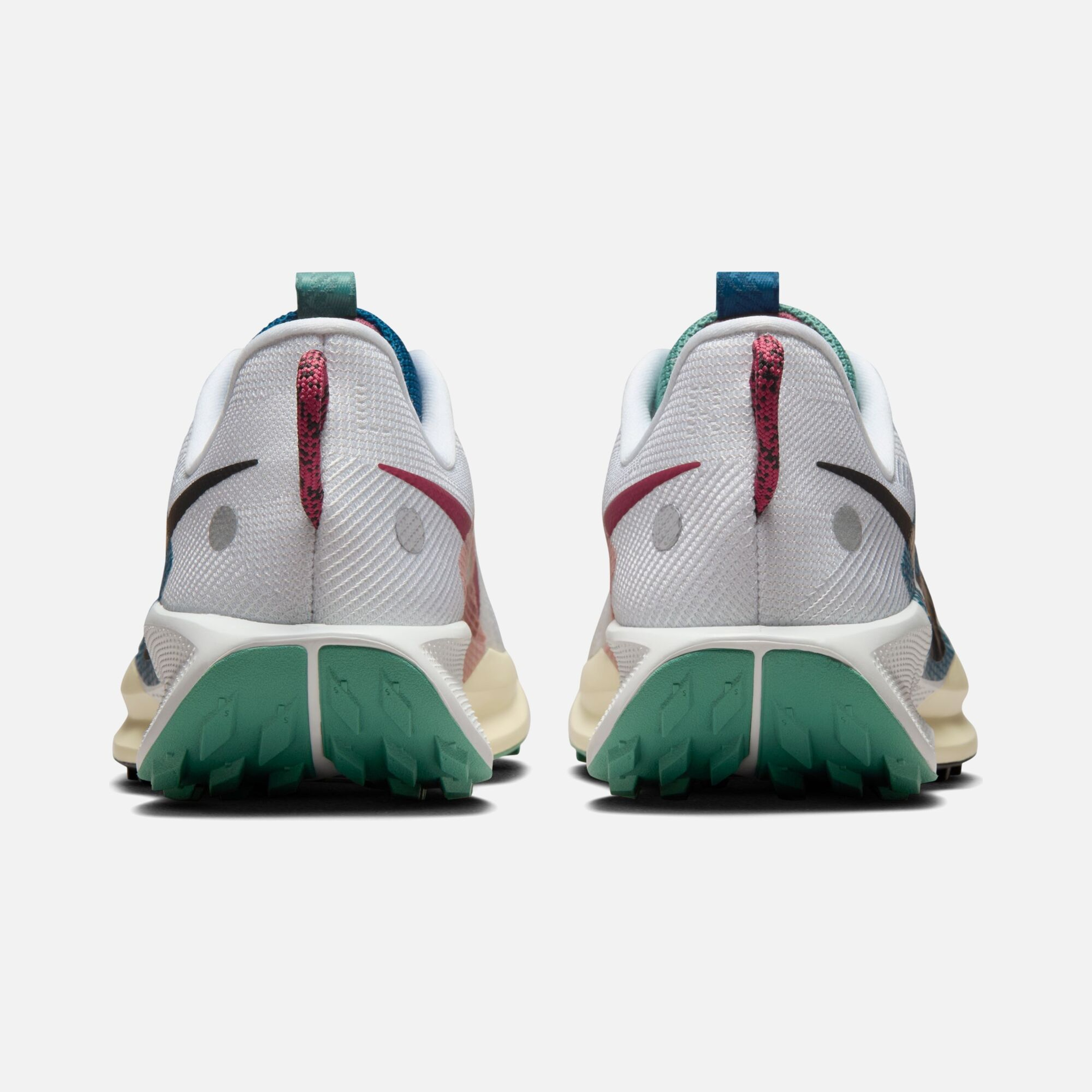 Nike Reactx Pegasus Trail 5 Running Kadın Spor Ayakkabı