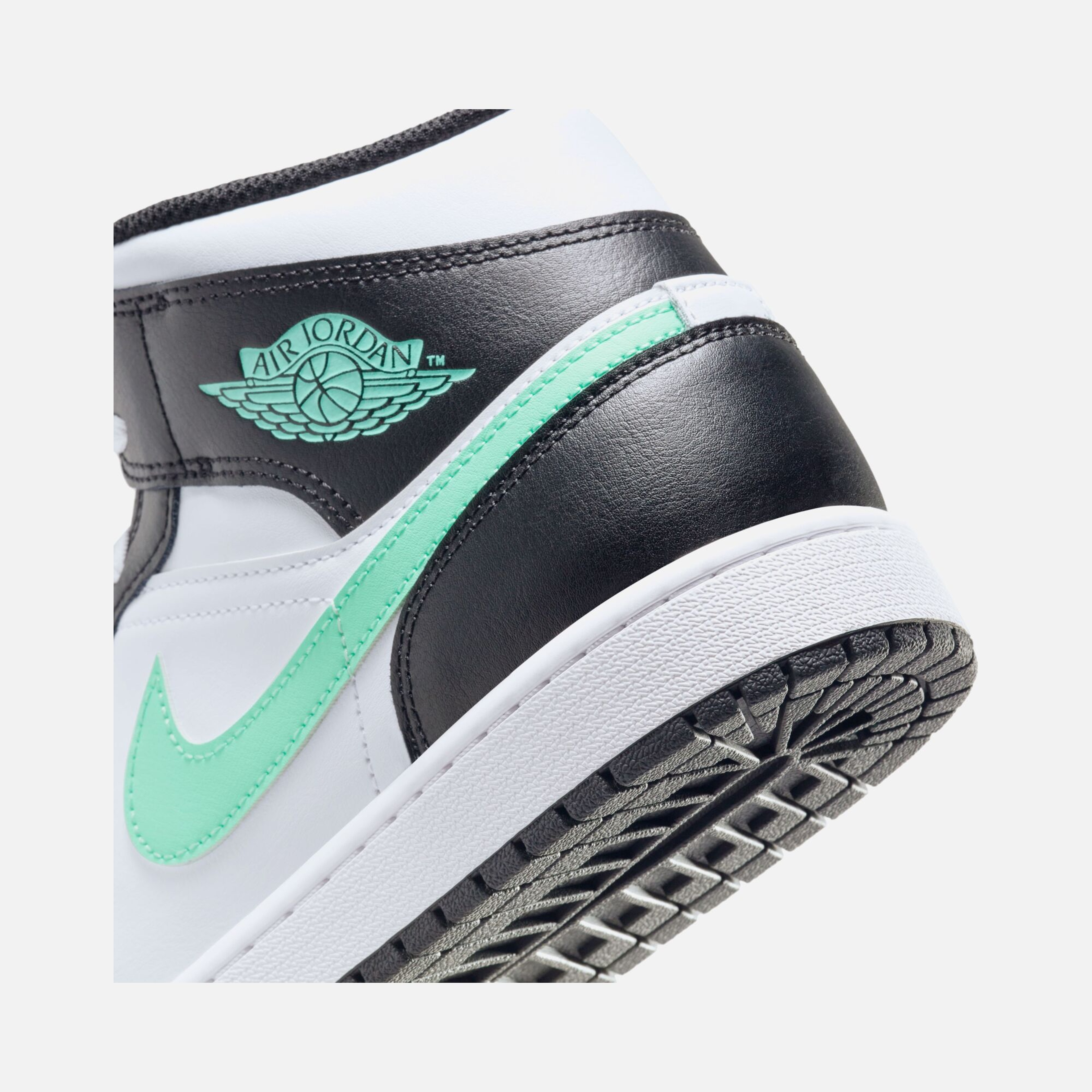 Nike Air Jordan 1 Mid SS25 Erkek Spor Ayakkabı