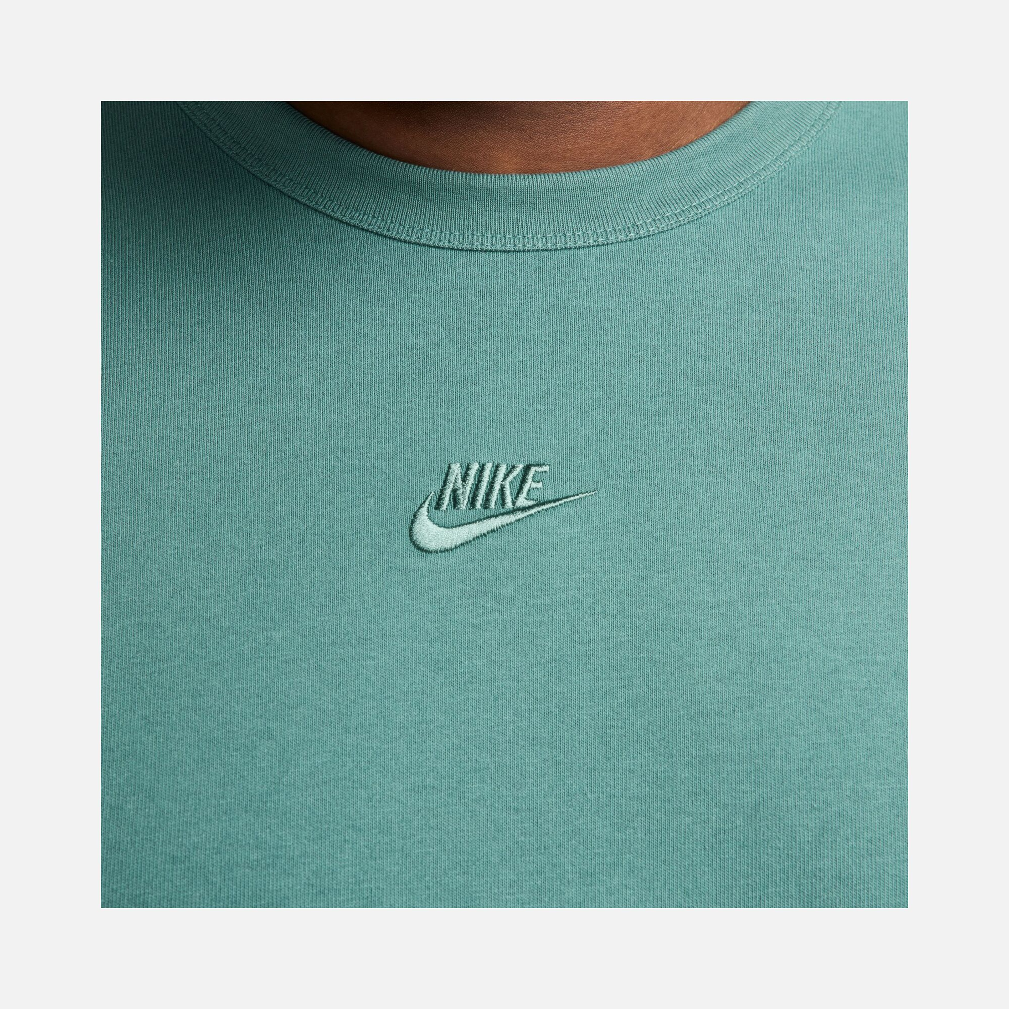 Nike Sportswear Premium Essentials Short-Sleeve Erkek Tişört