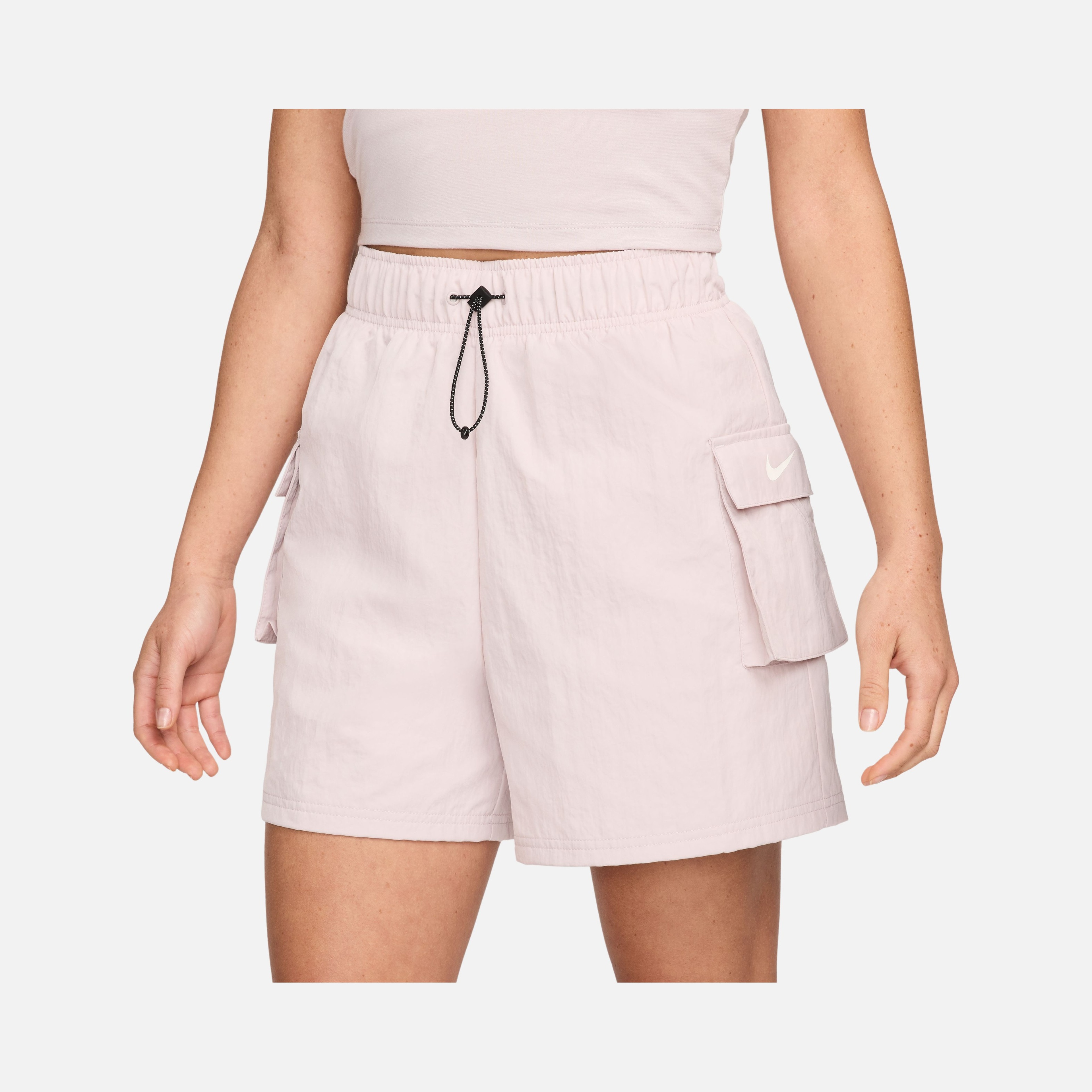 Nike Sportswear Essential Woven High-Rise Kadın Şort