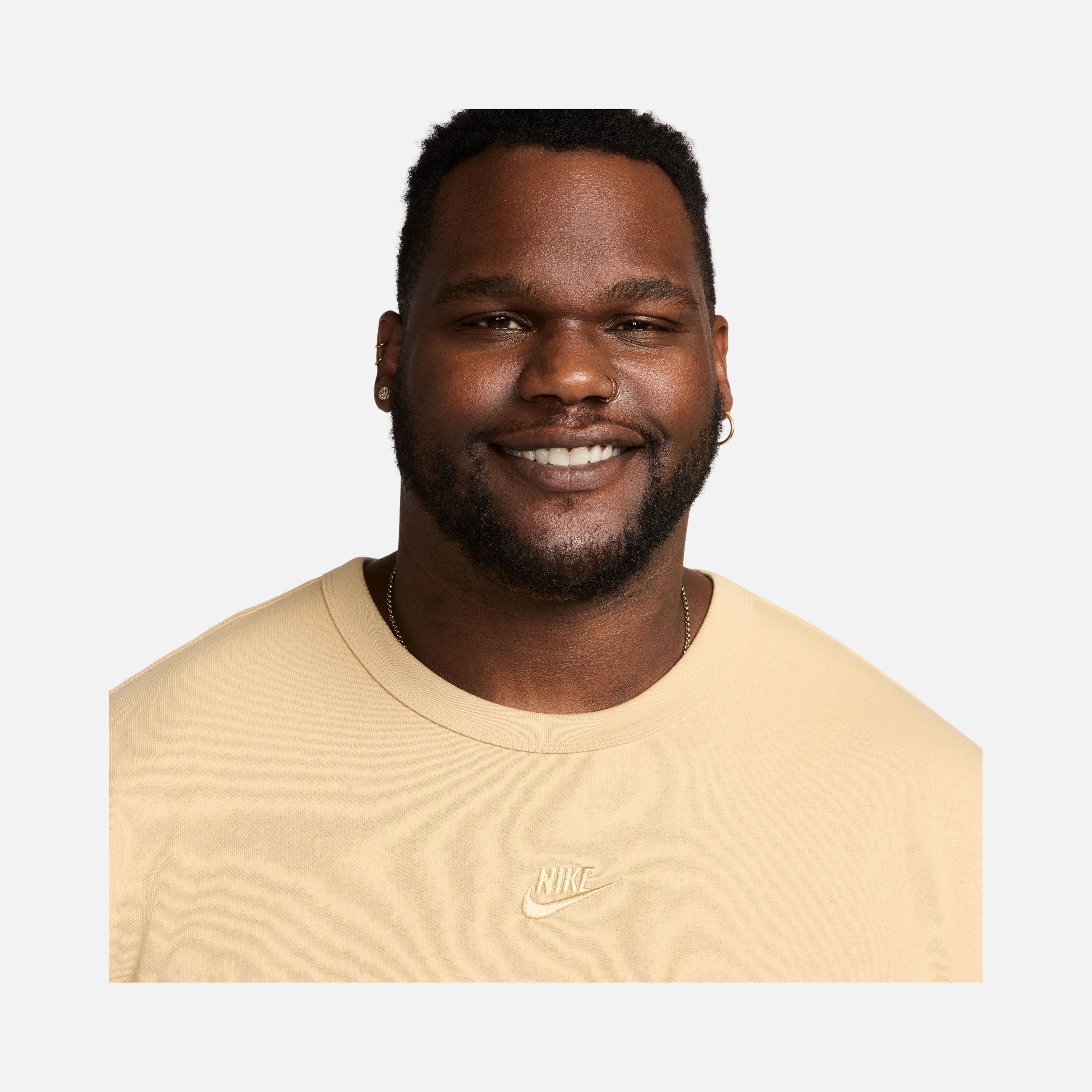 Nike Sportswear Premium Essentials Short-Sleeve Erkek Tişört